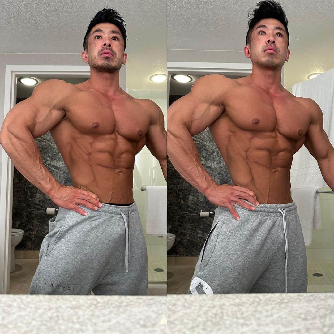 湯浅幸大のインスタグラム：「@mrolympiallc 前日（左）と当日（右）のコンディション比較。 カーボアップしながらでも、緻密な水と塩の調整でめちゃくちゃドライでウェストサイズも全然違ってくる！」