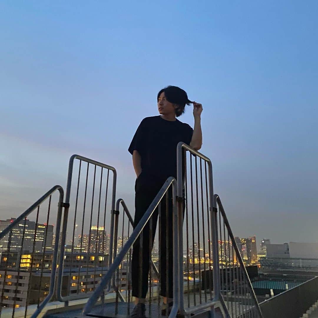 吉野晃一のインスタグラム：「MVの時のやつ #dearmemories #吉野晃一」