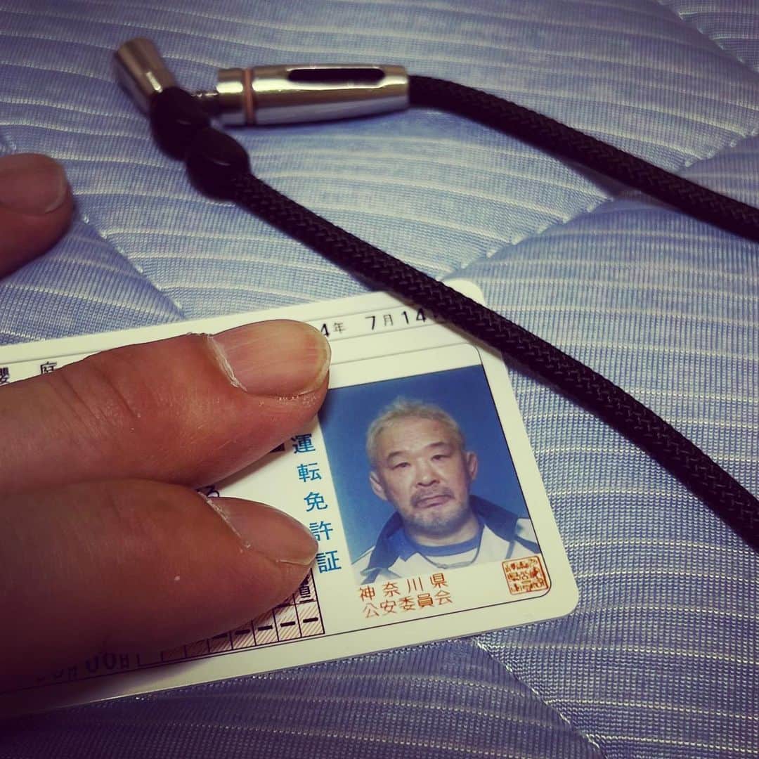 saku39shopのインスタグラム：「. 【renew driver's license】 . 免許の更新しました。 🚛セーフティドラ〜イブ🚛 . #桜庭和志 #免許」