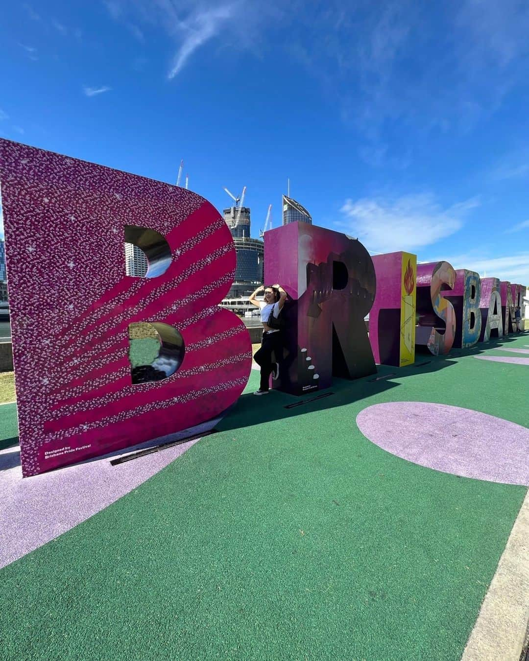 りおなさんのインスタグラム写真 - (りおなInstagram)「. ＢＲＩＳＢＡＮＥ  . . . . #みんな撮るやつ撮っといた あと#xxxxgold  #brisbane #southbank」7月4日 19時12分 - rionapzzz