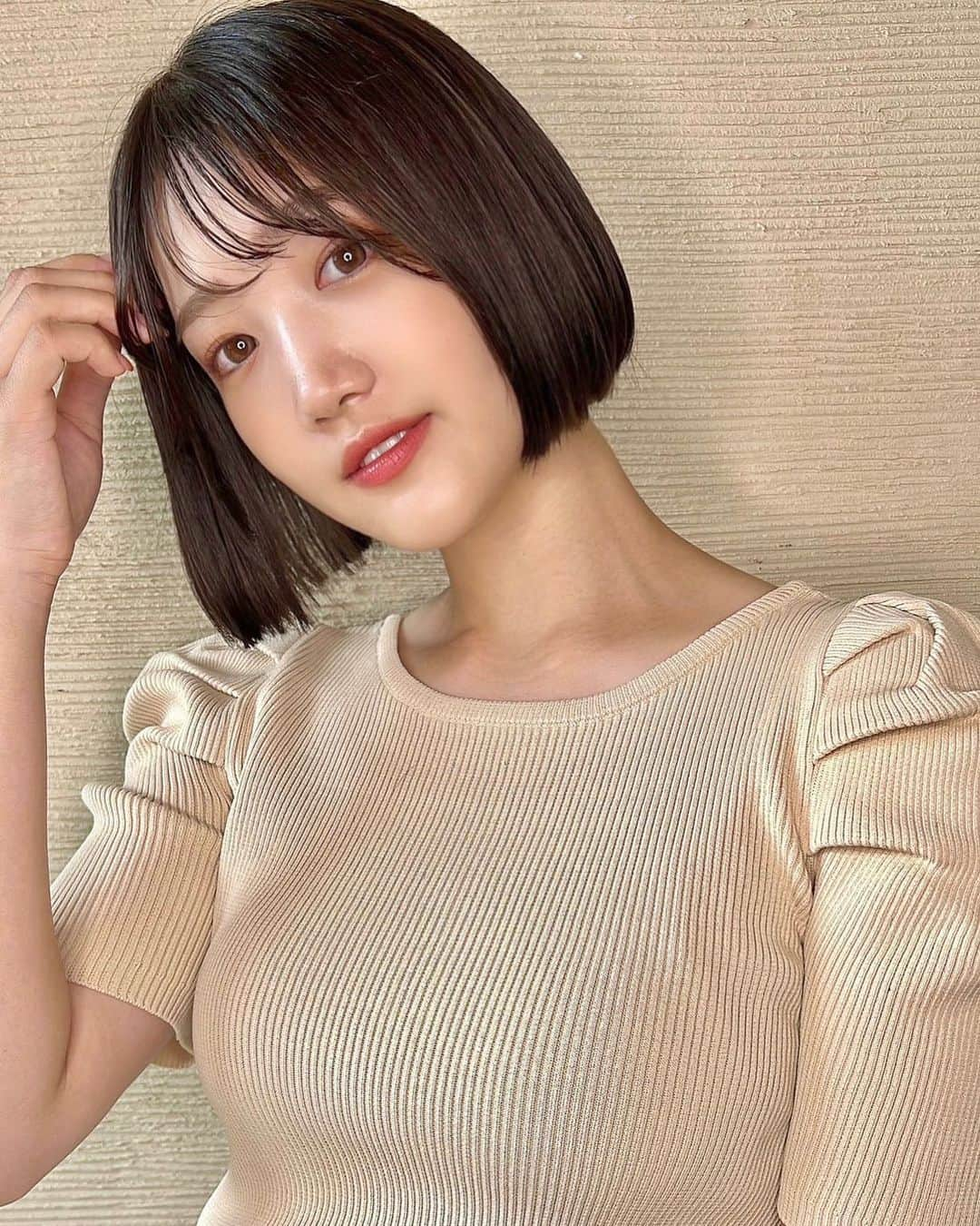 鈴木志歩さんのインスタグラム写真 - (鈴木志歩Instagram)「💇🏻‍♀️💇🏻‍♀️💇🏻‍♀️ . 久しぶりの前髪つくりました♡ カットとカラーはいつも @yukunishima さん🌴 . . . #VoasorteGARDEN #VoasorteORIENTAL #Voa #hairstyle #hairsalon」7月4日 19時20分 - shiho_suzu_