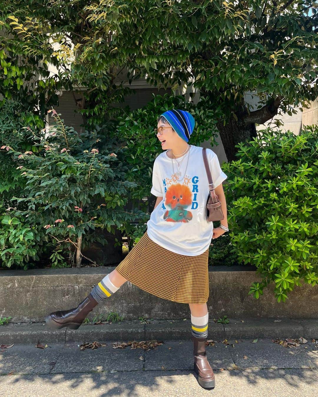 畠山千明のインスタグラム：「日、POPUPにお邪魔させていただいた @musinsa_japan  様々な韓国ブランドが勢揃いで、日本からも購入可能💯🤘🏻 私はTシャツ類や、パンツ、キャップをチョイス👕👖🧢しました！ そして私服とミックスでコーディネートもしてみましたん！  今日から10日間、私のプロモコードで17%オフになるので 是非お買い物をお楽しみ下さい❤️🤘🏻【CHIAKI17JUL】」