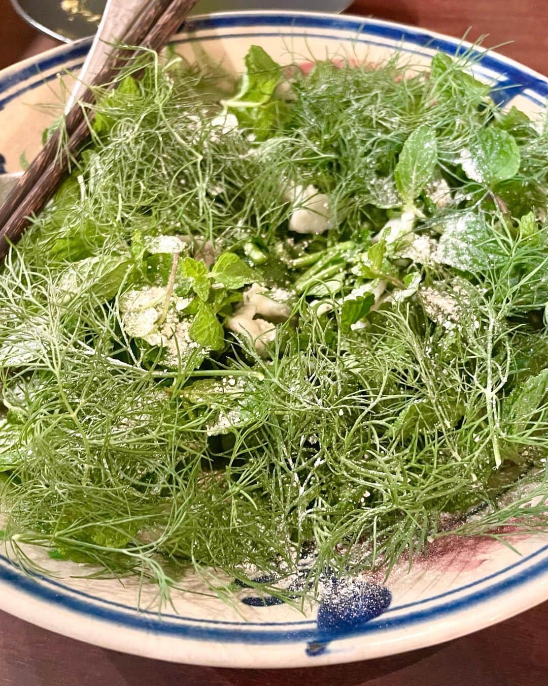 中田奈沙さんのインスタグラム写真 - (中田奈沙Instagram)「😋🍴@imindochinoise  旧フランス領インドシナ料理。  2回目だけど本当においしい💓 今まで食べたことないようなものばかりで たぶんここでしか食べることができないような お料理ばかり。 1週間分の野菜を1回のディナーで 摂取できるくらい野菜もたーくさん🌱  野菜はいくら食べてもぜろカロリー✨ なんなら咀嚼するから痩せる😎 罪悪感がない絶品料理たち❤️  #奈沙ログ #奈沙ログin浅草橋 #奈沙ログin蔵前  #アンドシノワーズ #旧フランス領インドシナ料理 #indochinoise #アジア料理 #ヘルシー」7月4日 19時43分 - nasa_nakada