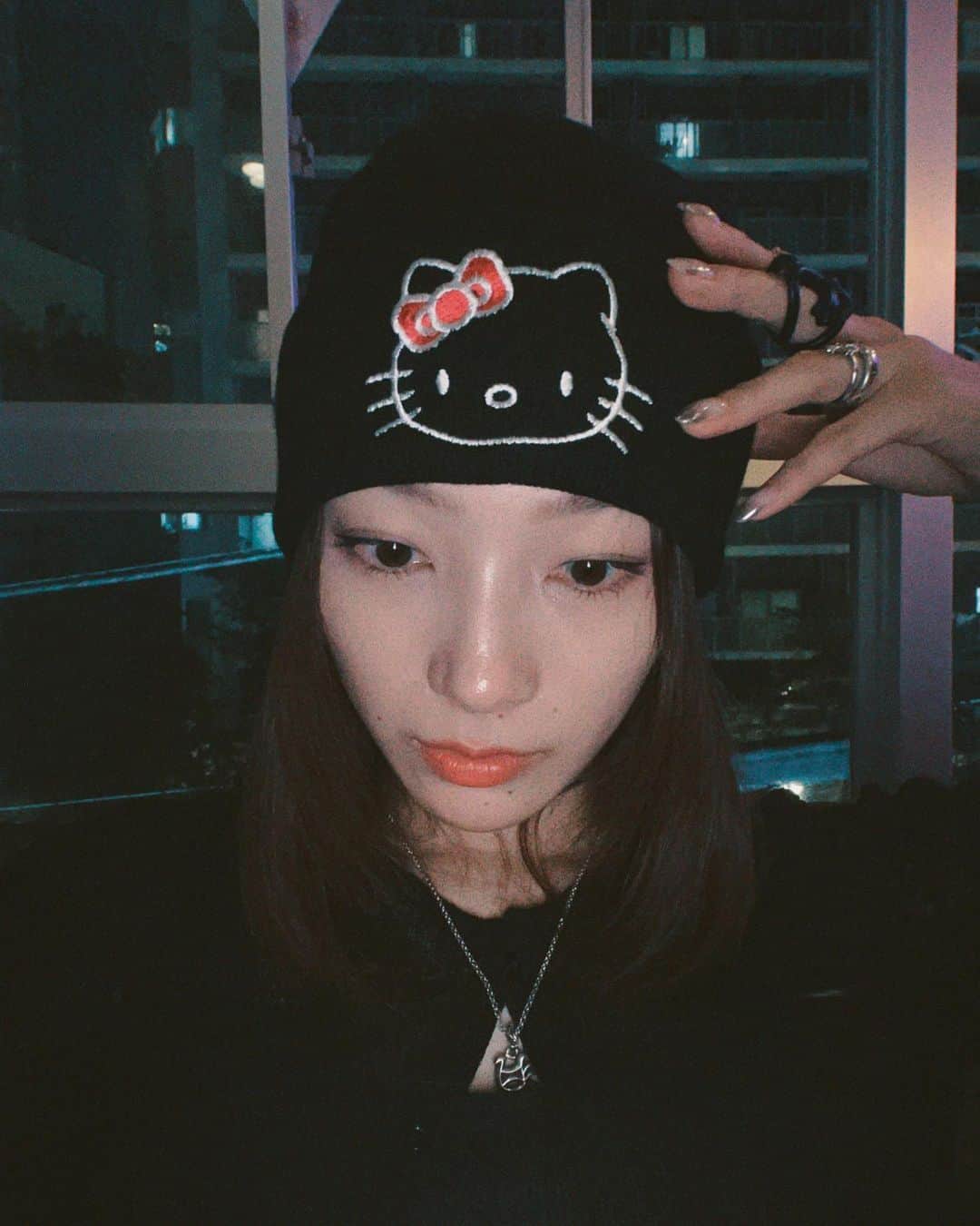 江田友莉亜のインスタグラム：「♥️🖤🐈‍⬛」