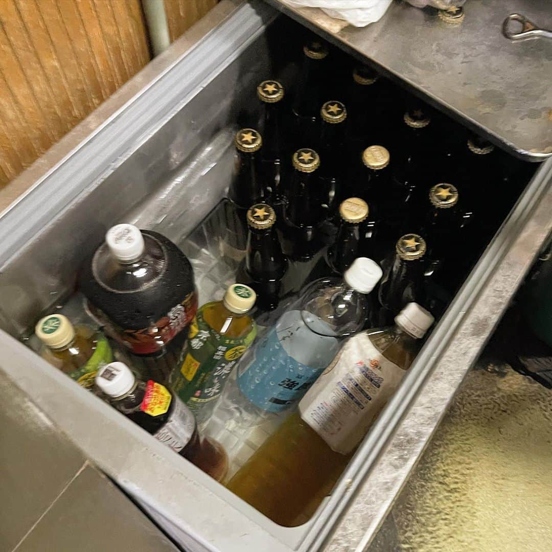 大鶴義丹さんのインスタグラム写真 - (大鶴義丹Instagram)「伝説の水冷マシン、全く別物の味になる、  #瓶ビール #瓶ビール派」7月4日 20時38分 - gitan.ohtsuru