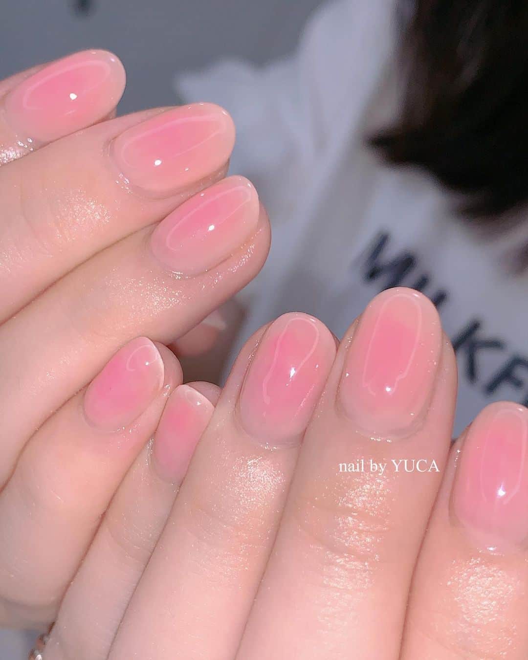 のインスタグラム：「つや🍑꙳✧˖°⌖꙳ ⁡ ⁡ ⁡ #チークネイル #桃ネイル #nail #ネイル #젤네일 #네일 #네일아트 #tettynail #유카네일 #우루우루네일 #uruurunail #美甲 #yucanail」