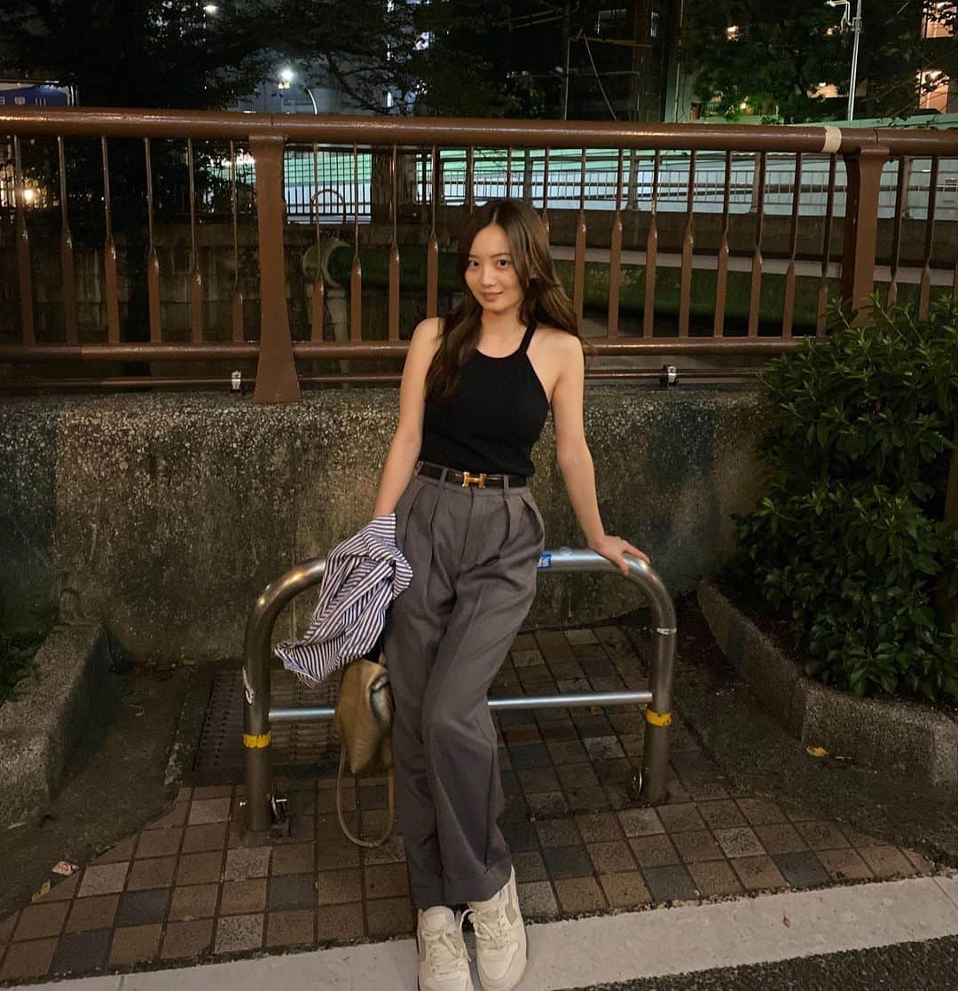 青山舞莉のインスタグラム：「たのしかったみたい🤍🥺✨  #ミーコーデ」