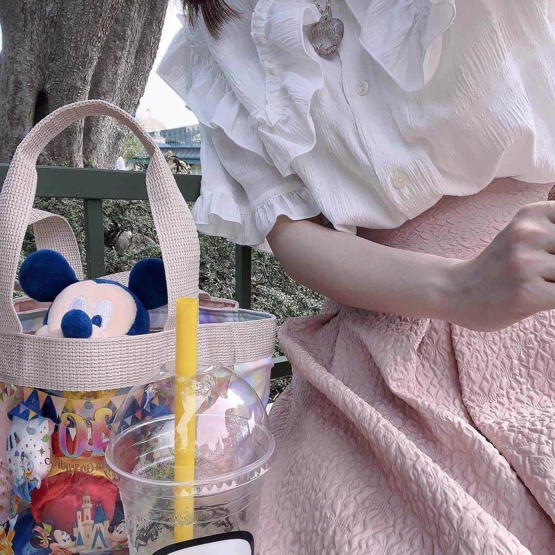 和多田美咲さんのインスタグラム写真 - (和多田美咲Instagram)「ミッキーにだんかつよう🎩 . 去年のミッキーお誕生日に発売されたぬいば！ 初めてお迎えしたミッキー。ずっと大事にしてるよ🍒 ミッキーかっこいいよね🎵」7月4日 21時08分 - machauq