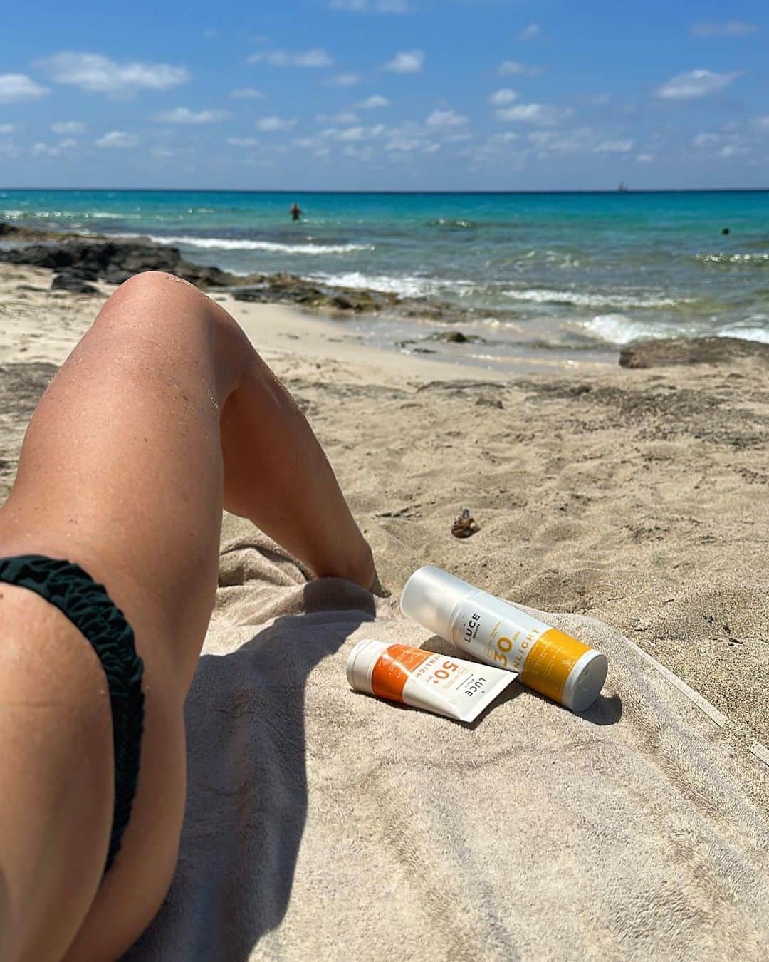 Alessia Marcuzziさんのインスタグラム写真 - (Alessia MarcuzziInstagram)「🍑☀️🐠」7月4日 21時07分 - alessiamarcuzzi