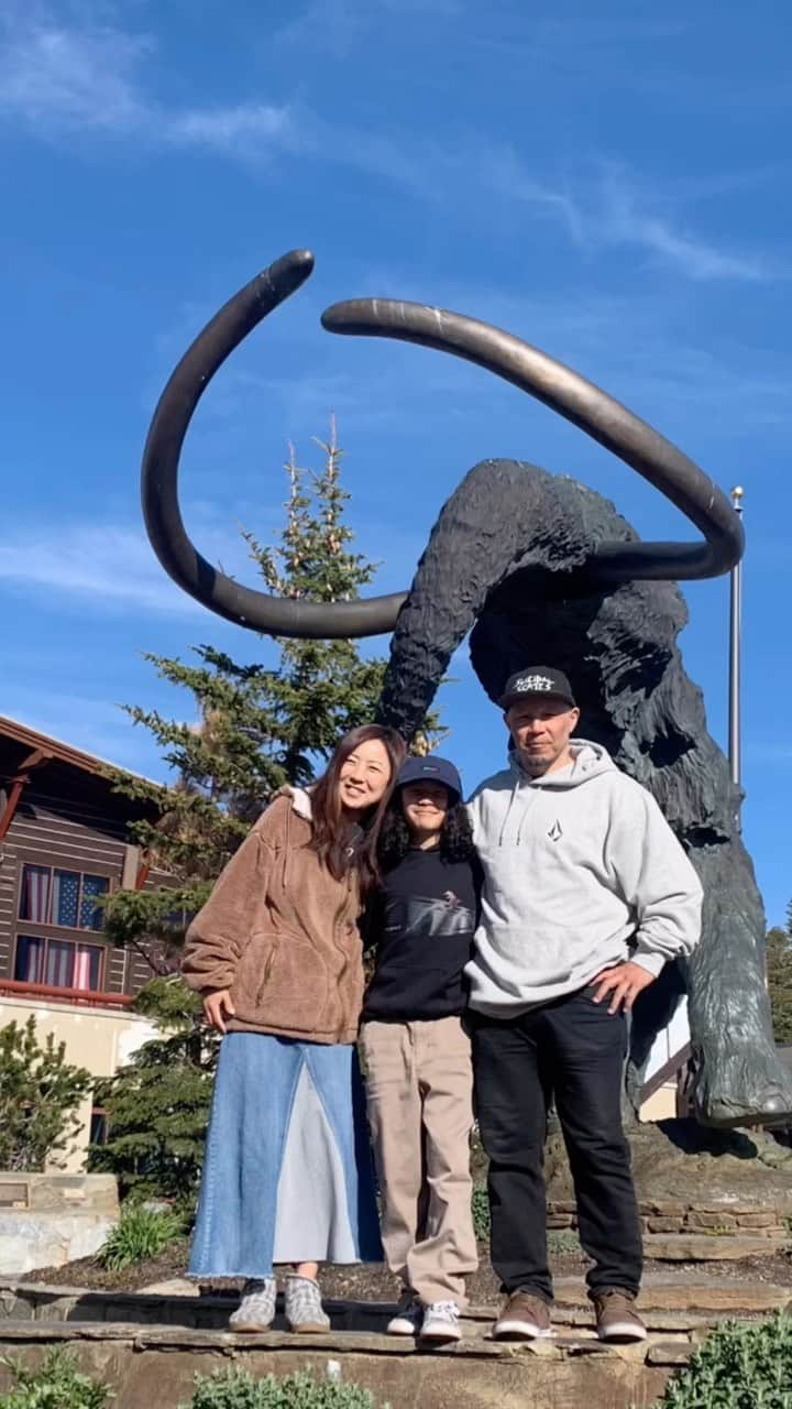 上田ユキエのインスタグラム：「🇺🇸✈️🇨🇦✈️🇯🇵  波瀾万丈旅の始まり #family #japantrip #california #mammothmountain #tokyo #skateboarding #snowboarding」