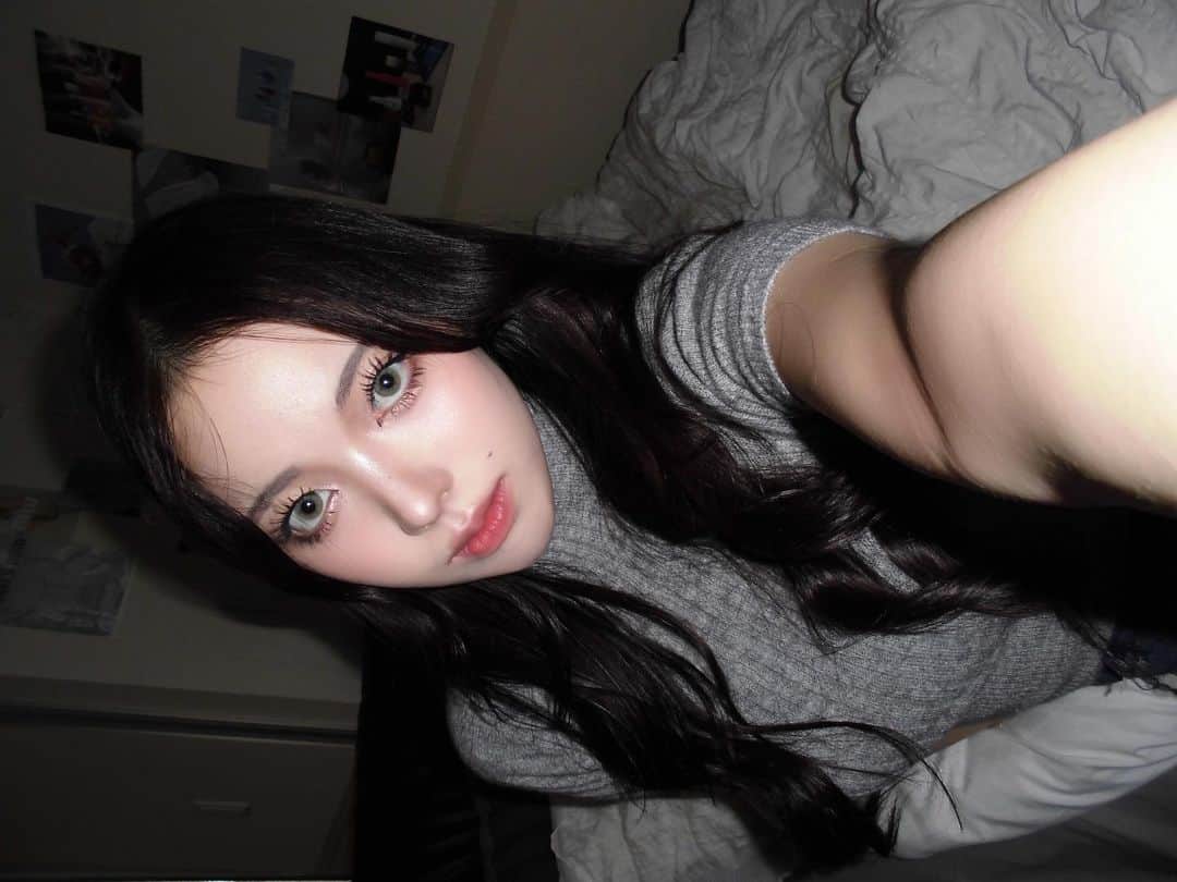 葉月ひまりのインスタグラム：「📷🖤」