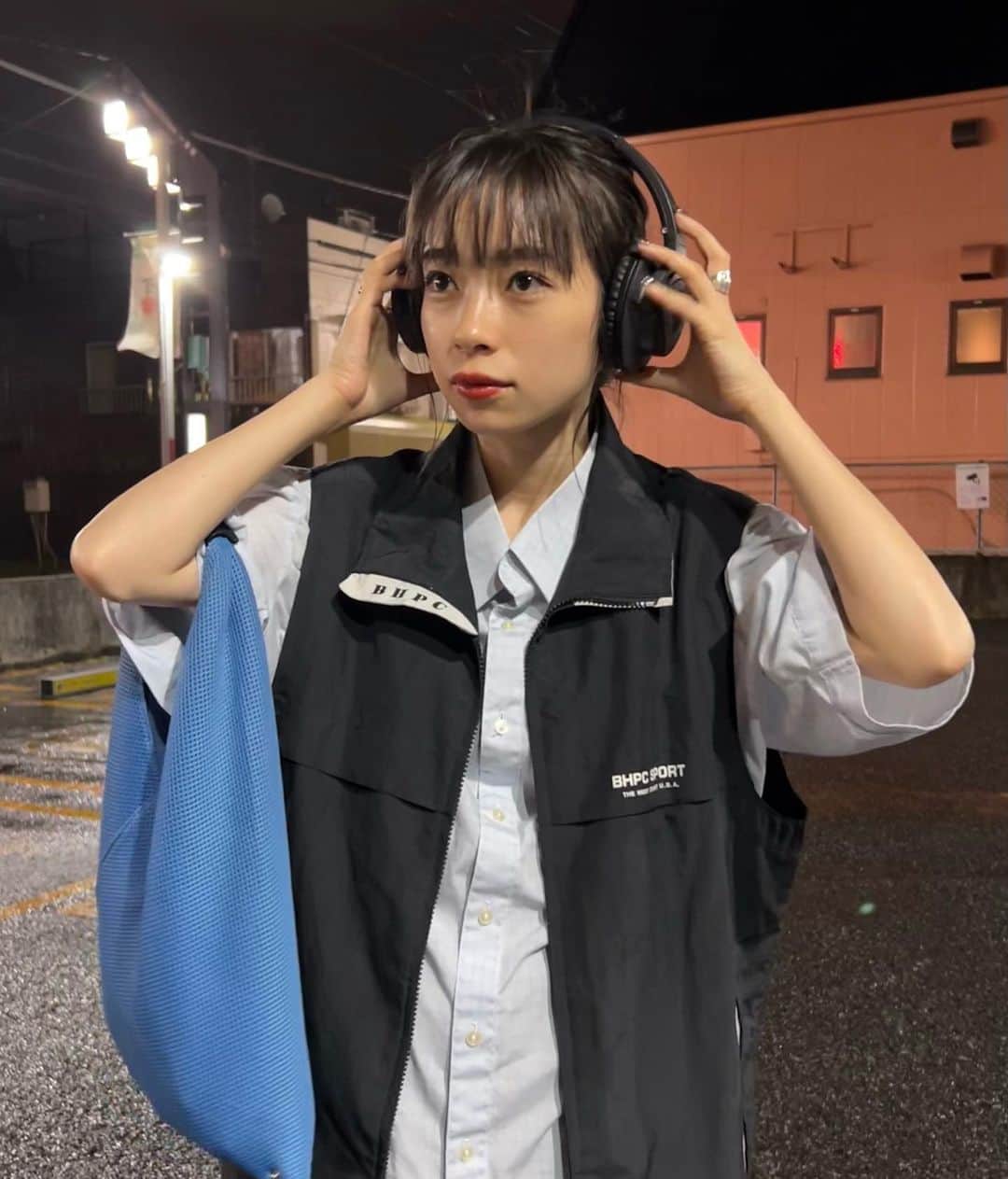塩川裕美のインスタグラム：「寝ても寝ても眠いし起きたらずっと寝れなくて辛💊  .  . . . #休日 #下北沢 #bhpc #スポーツウェア #古着 #古着mix #古着コーデ #メンズライク #メンズ服 #メンズライクコーデ #休日コーデ #低身長コーデ #低身長ファッション #ヘッドホン #audiotechnica」