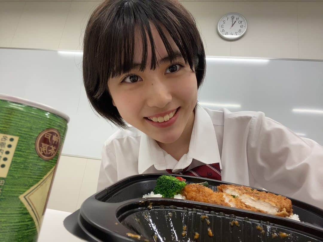 のインスタグラム：「🍱︎ ︎ ︎ ︎ ︎ ︎ ︎ ︎ ︎ ︎ ︎ ︎ ︎ ︎ ︎ ︎ ︎ ︎ ︎ ︎ ︎ ︎ ︎ ︎ ︎ ︎ ︎ ︎ ︎ ︎ ︎ ︎ ︎ ︎ ︎ ︎ ︎ ︎ ︎ ︎ ︎ ︎ ︎ ︎ ︎ ︎ ︎ ︎ ︎  超無敵クラスの時のお弁当~ お弁当大好きで毎回こっそり楽しみにしてるんです~毎回美味しいお弁当でパワーをつけて頑張ってます💪🏻  #冨波心 #スターダストプロモーション #高校生 #高校1年生 #女子高校生 #jk #jk1 #fjk #07 #16 #16yrs #kokoro #kokorotoba #japan #japanesegirl」