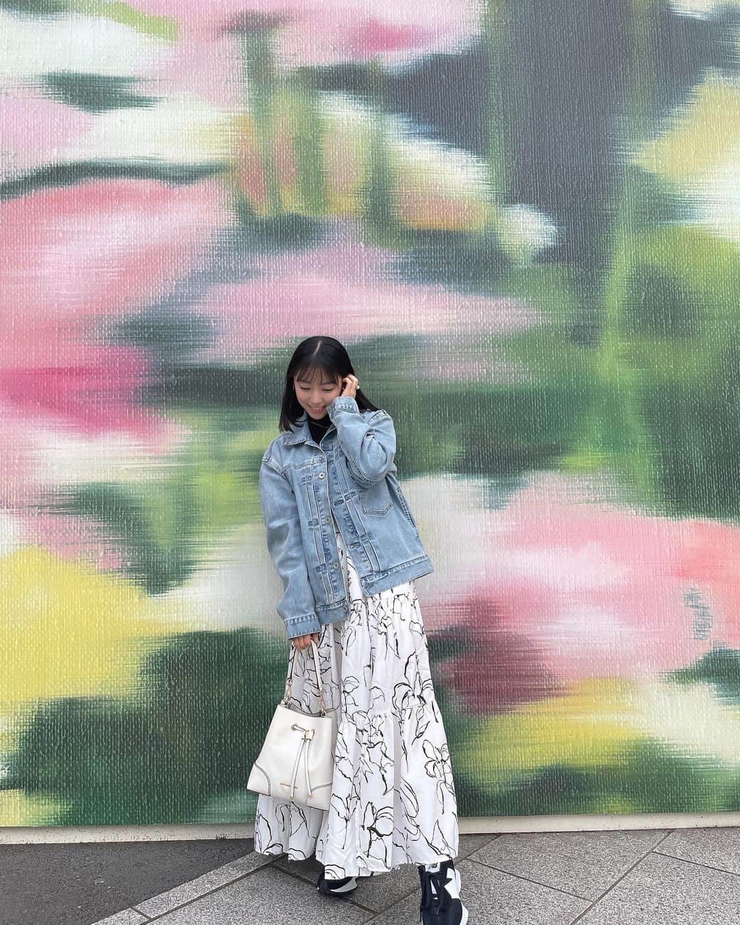 涼掛凛さんのインスタグラム写真 - (涼掛凛Instagram)「かわいい壁見つけた*.ﾟ」7月4日 22時03分 - rin_suzukake