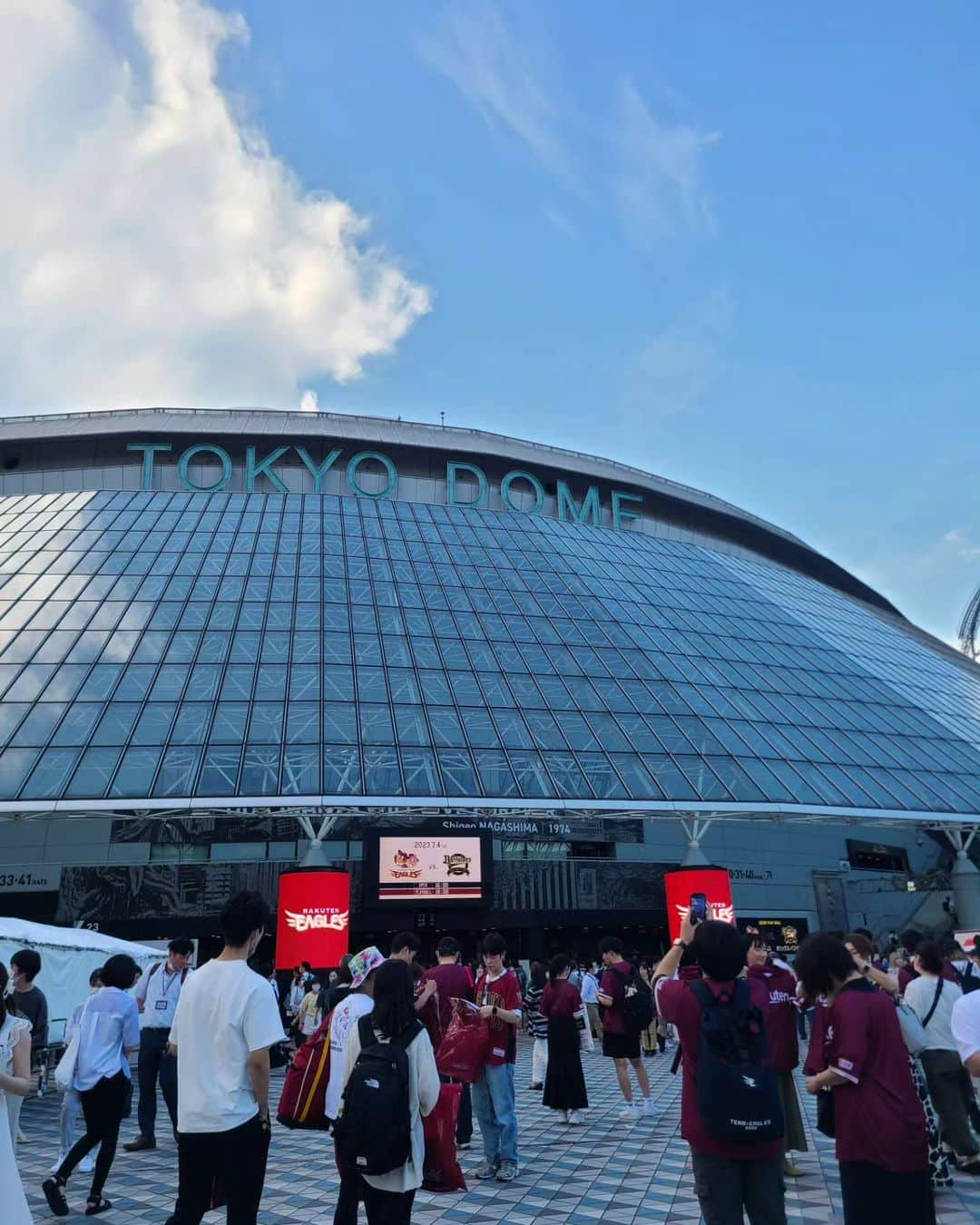 石田亜佑美さんのインスタグラム写真 - (石田亜佑美Instagram)「⚾     楽天スーパーナイター、 応援できて楽しかったです！！ 満塁ホームランンン……！！     #楽天スーパーナイター  #東北楽天ゴールデンイーグルス #クラッチ #クラッチーナ #🤎🩷 #東京ドーム  #佐々木莉佳子 ちゃん #morningmusume23 #モーニング娘23 #石田亜佑美」7月4日 22時39分 - ayumi_ishida.official