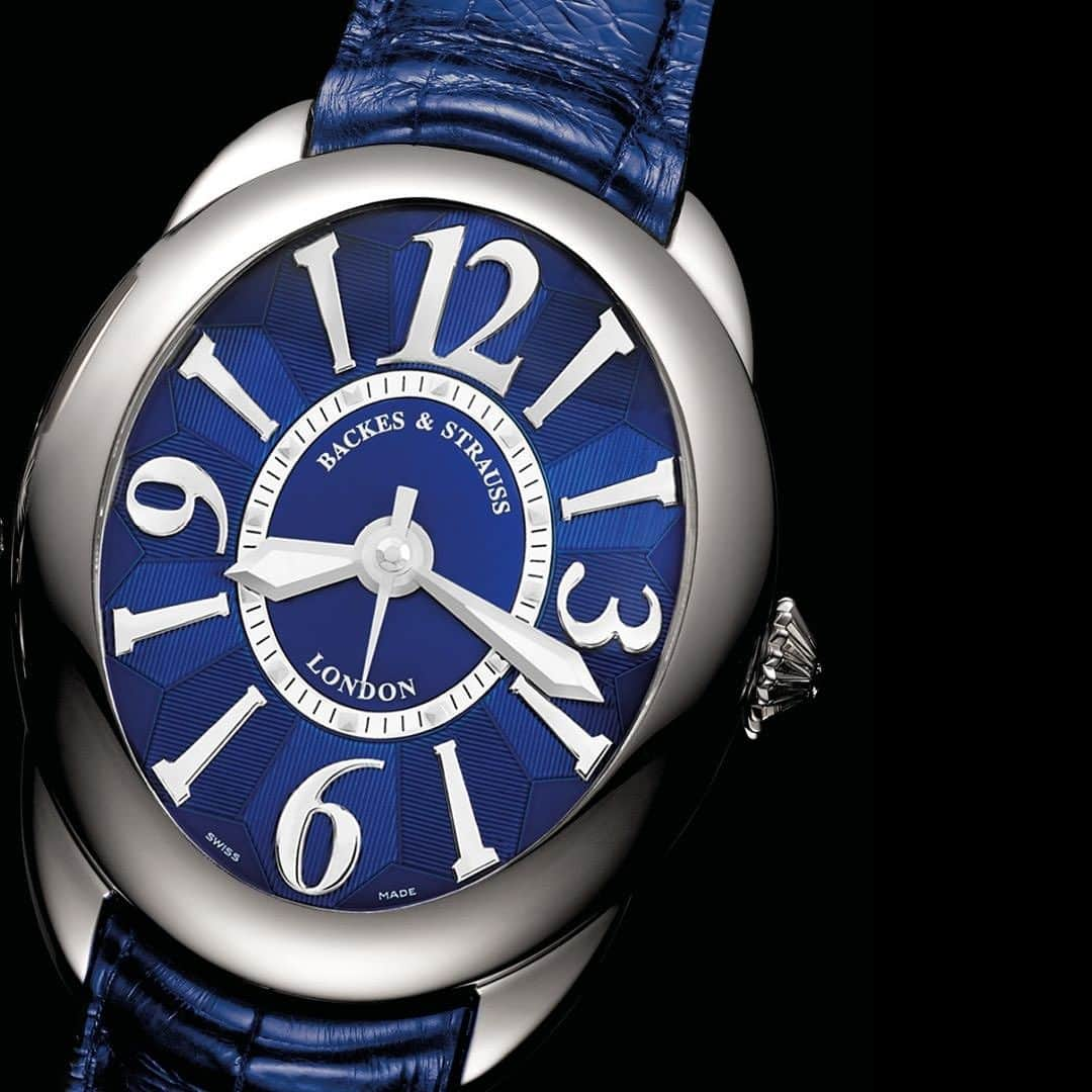 バックス＆ストラウスさんのインスタグラム写真 - (バックス＆ストラウスInstagram)「The Regent Steel with our iconic blue dial」7月4日 23時05分 - backesandstrauss