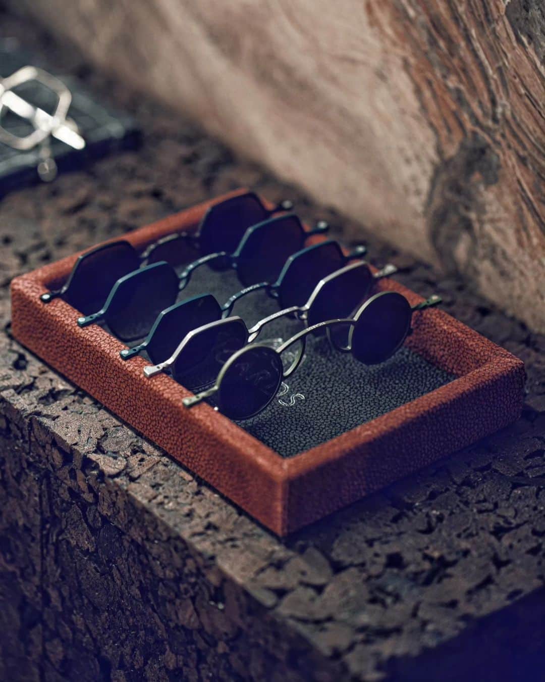 のインスタグラム：「Repost @muxa.eyewear」