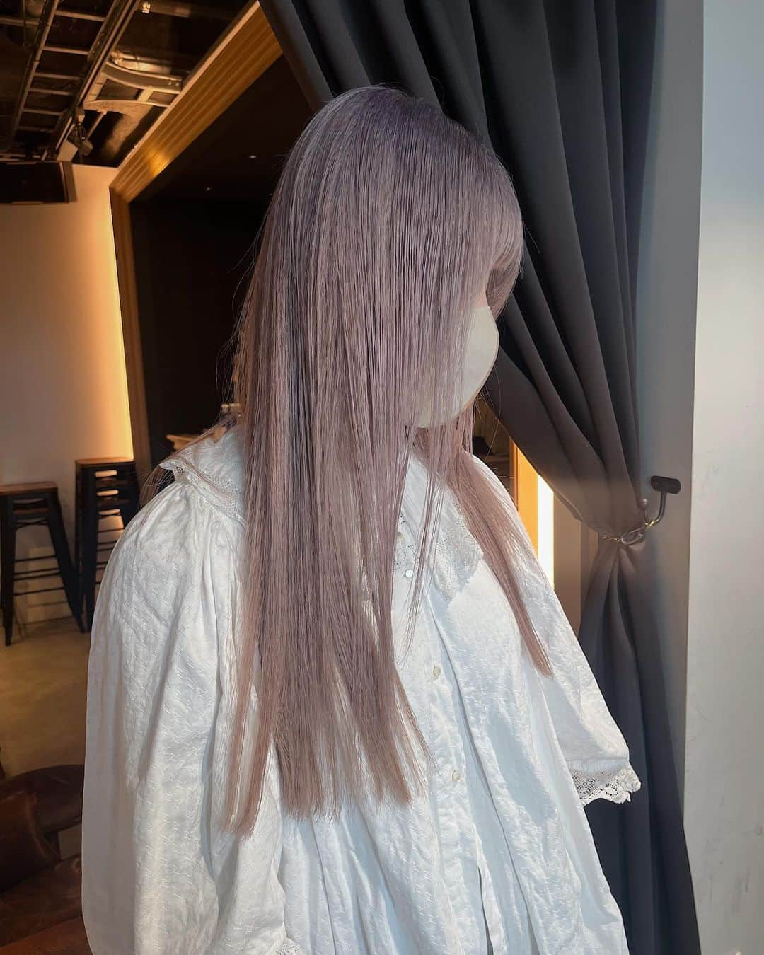 佐々木香奈さんのインスタグラム写真 - (佐々木香奈Instagram)「white lavender 甘くなりすぎないように、 こっそりブルーをMIX🫧  急遽ですが、 今日soldでしたが キャンセル出て1枠空きました！ お待ちしてま〜す✂︎  7/16までの空き  7/7（fri)  10:30〜 all menu 13:00〜 2h menu  7/13（thu) 13:30〜 2h menu  7/14（fri） 12:30〜3h menu  残すsalonworkもあと8日！ お待ちしてます！」7月5日 8時42分 - sasakikana