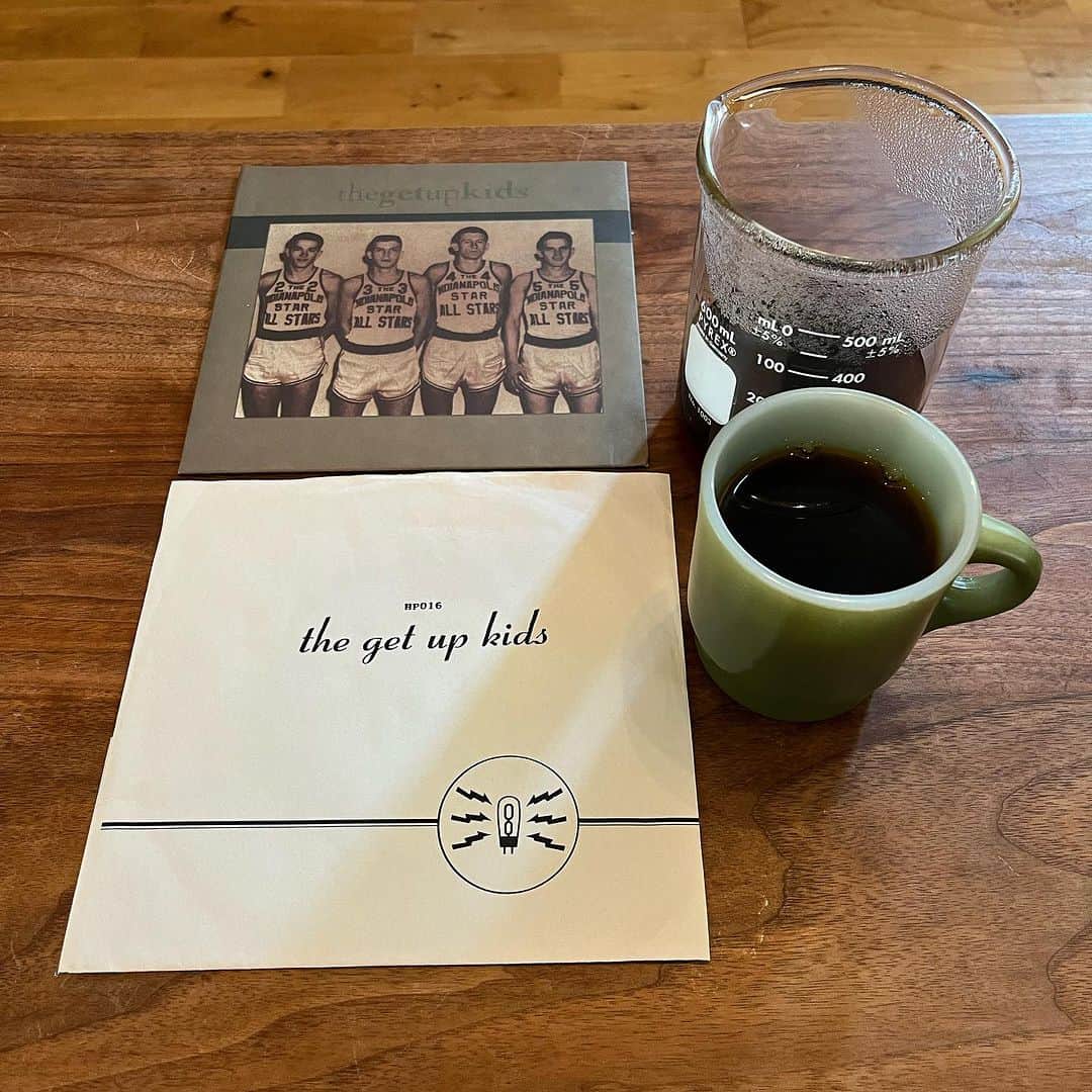 美濃隆章のインスタグラム：「さて、そろそろミックスはじめます！ #ちょいとコーヒーとレコード  #ミックスは朝からやる派」