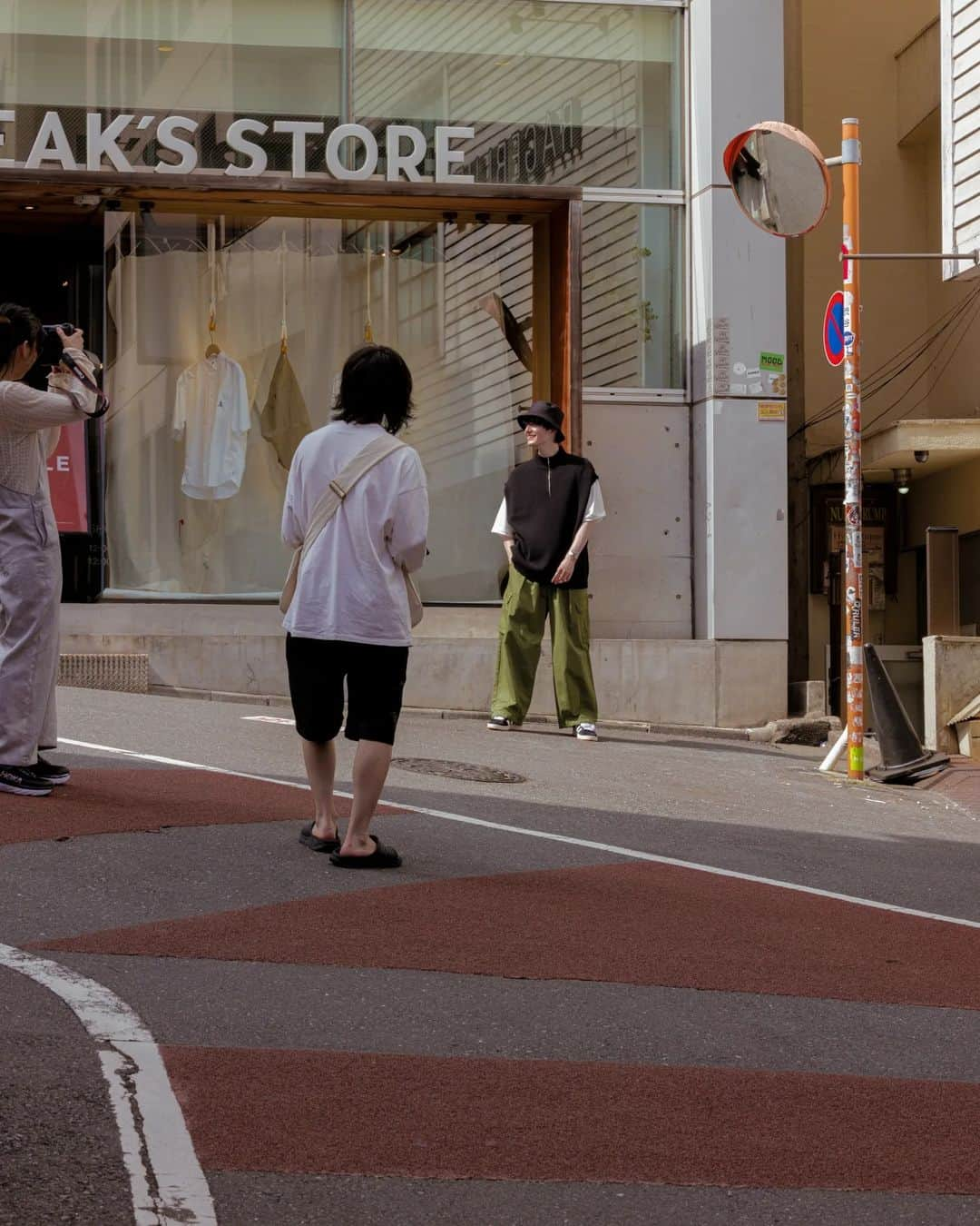 석민규さんのインスタグラム写真 - (석민규Instagram)「Harajuku & Shibuya  #쇼핑몰#룩북#개인화보 #프로필촬영 #필름 #Film#스냅 #개인스냅#아메카지#시티보이 #화보#쇼핑몰촬영#화보촬영#フィルム#ヴィンテージ#フィルム写真#アメカジ」7月5日 1時08分 - dockgodie