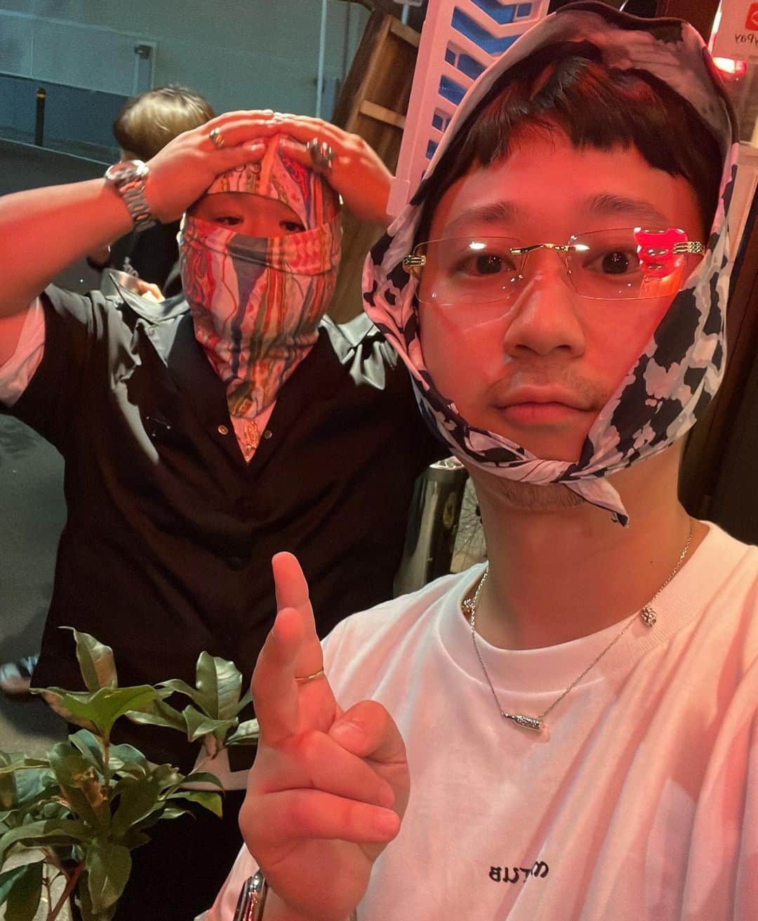 BIMのインスタグラム：「新曲でた！ mvは明日の夜７時」