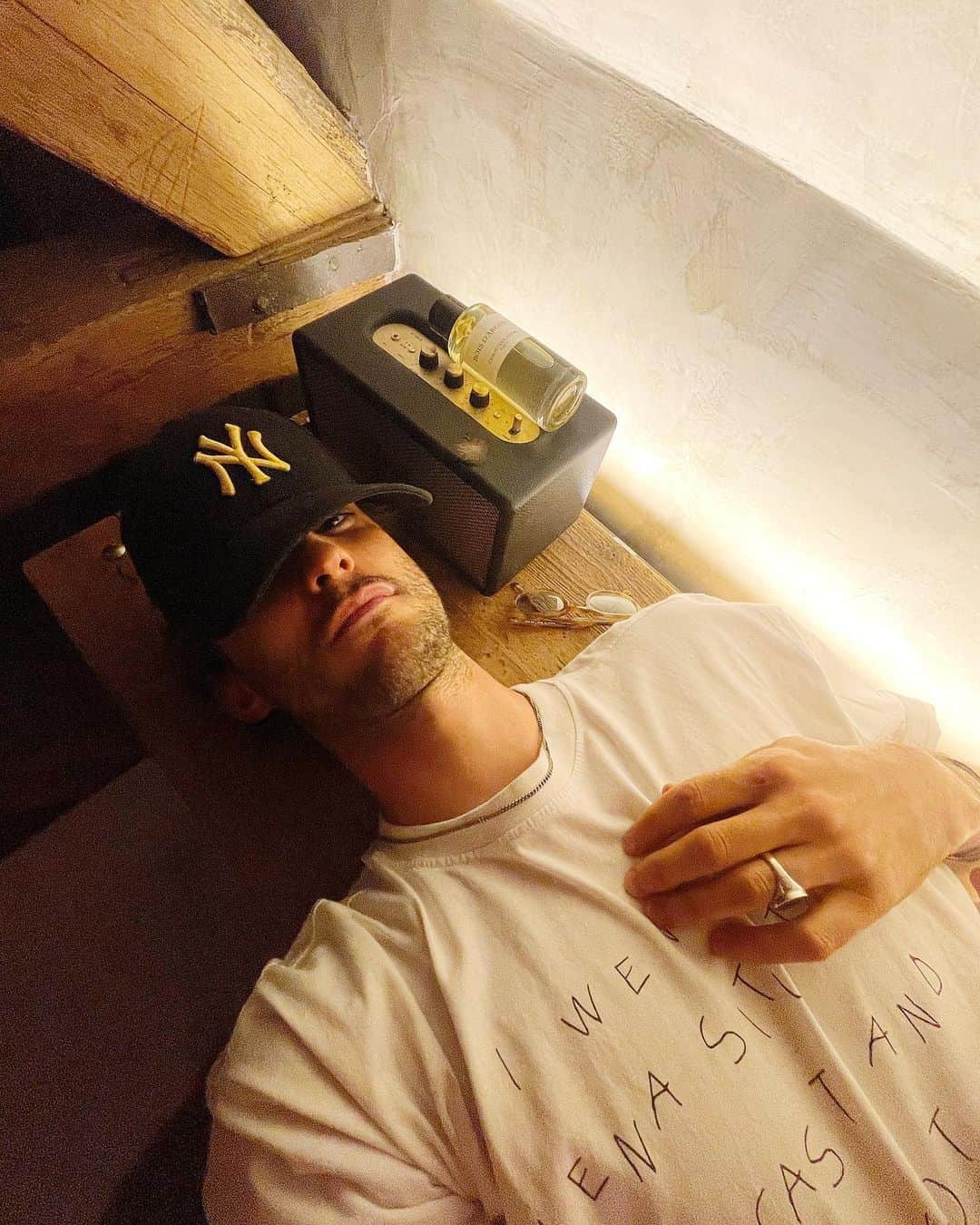 ピエール・ニネのインスタグラム：「It’s a family thing 🧢 ‘ #oeilvif #rodhesian #brodhesian #whowearitbetter #dogislife #indogwetrust #ad」