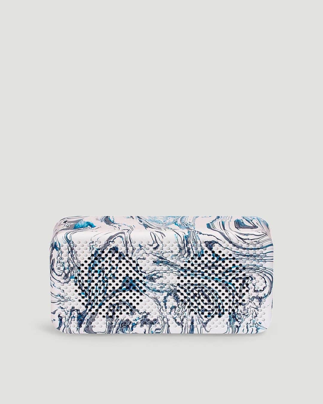 エルエヌシーシーのインスタグラム：「Collection One Portable Speaker  Shop Gomi now, on LN-CC」