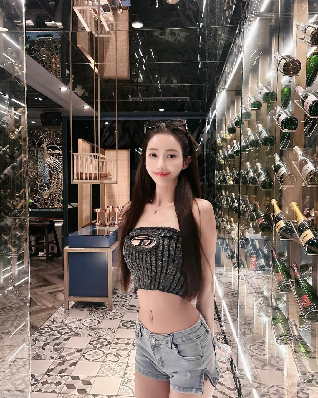 MIKAのインスタグラム：「你好🇨🇳」
