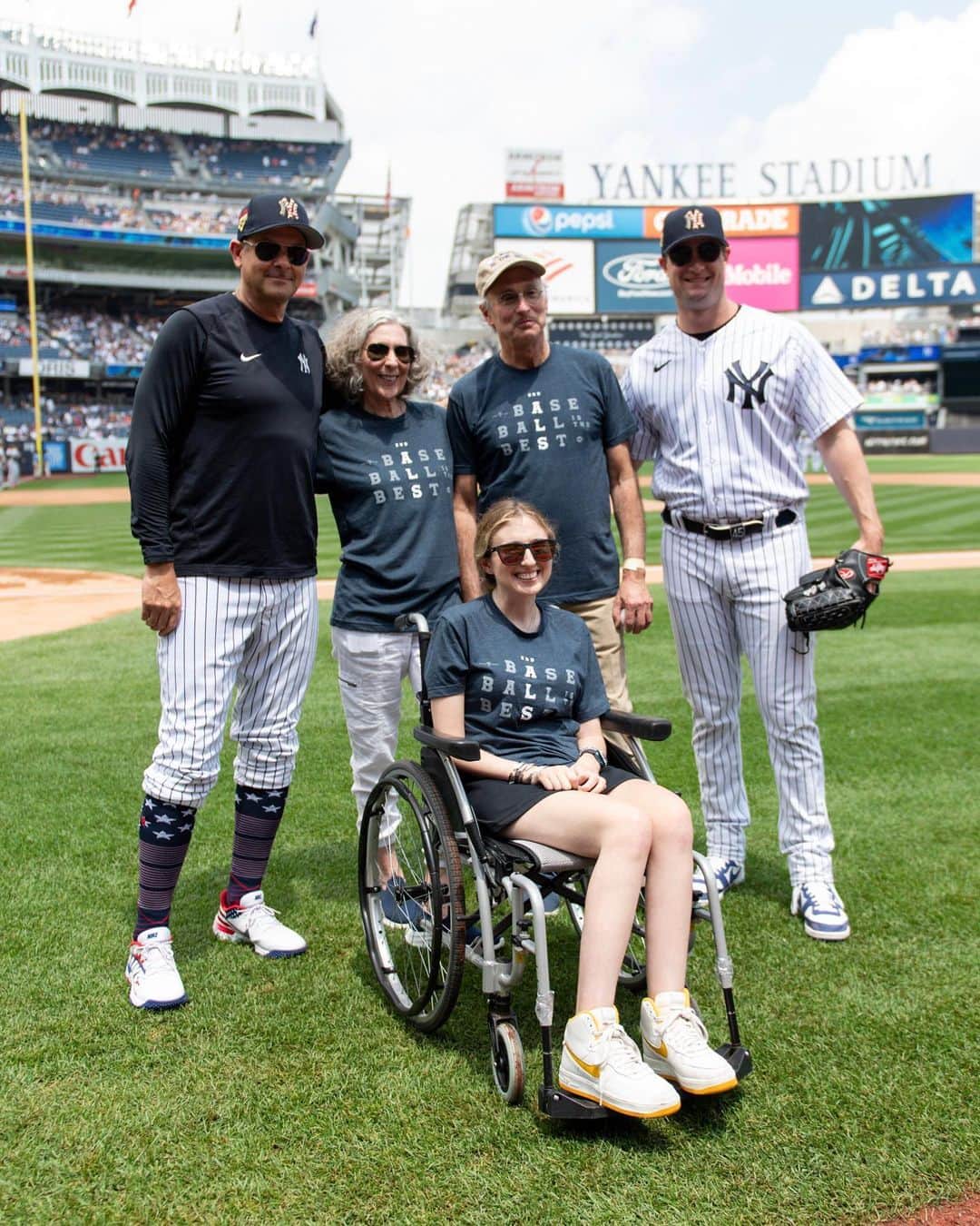 MLBさんのインスタグラム写真 - (MLBInstagram)「@SlangsMLB is the best. ❤️⚾  The @Yankees honored Sarah Langs as their HOPE Week honoree on Tuesday — the 84th anniversary of Lou Gehrig's “Luckiest Man” speech.」7月5日 3時09分 - mlb