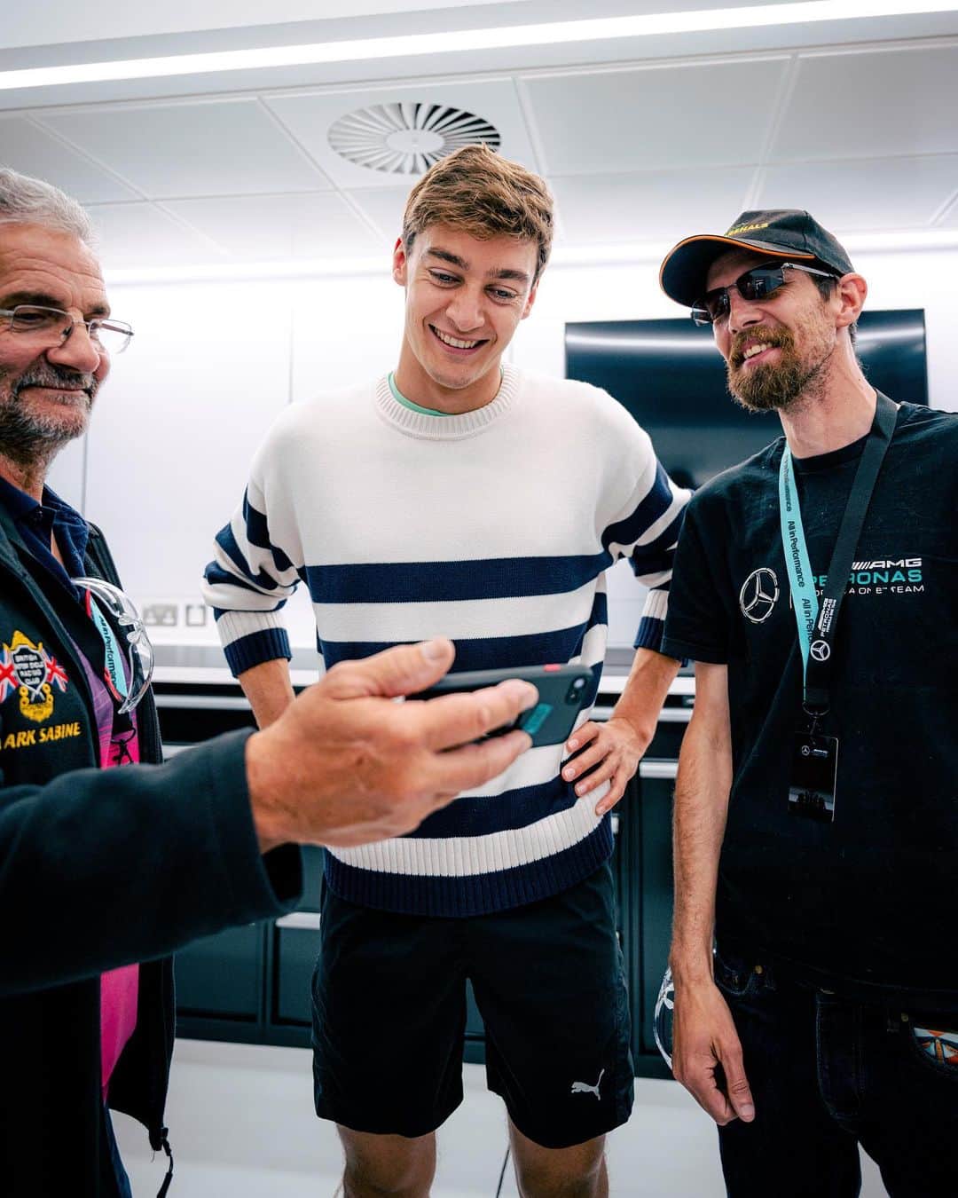 MERCEDES AMG PETRONASさんのインスタグラム写真 - (MERCEDES AMG PETRONASInstagram)「What a moment! 🤗 George surprises the mega marshals who helped out during that now infamous first lap incident at Silverstone last year.   So great to have hosted you here in Brackley. 🙌」7月5日 3時16分 - mercedesamgf1