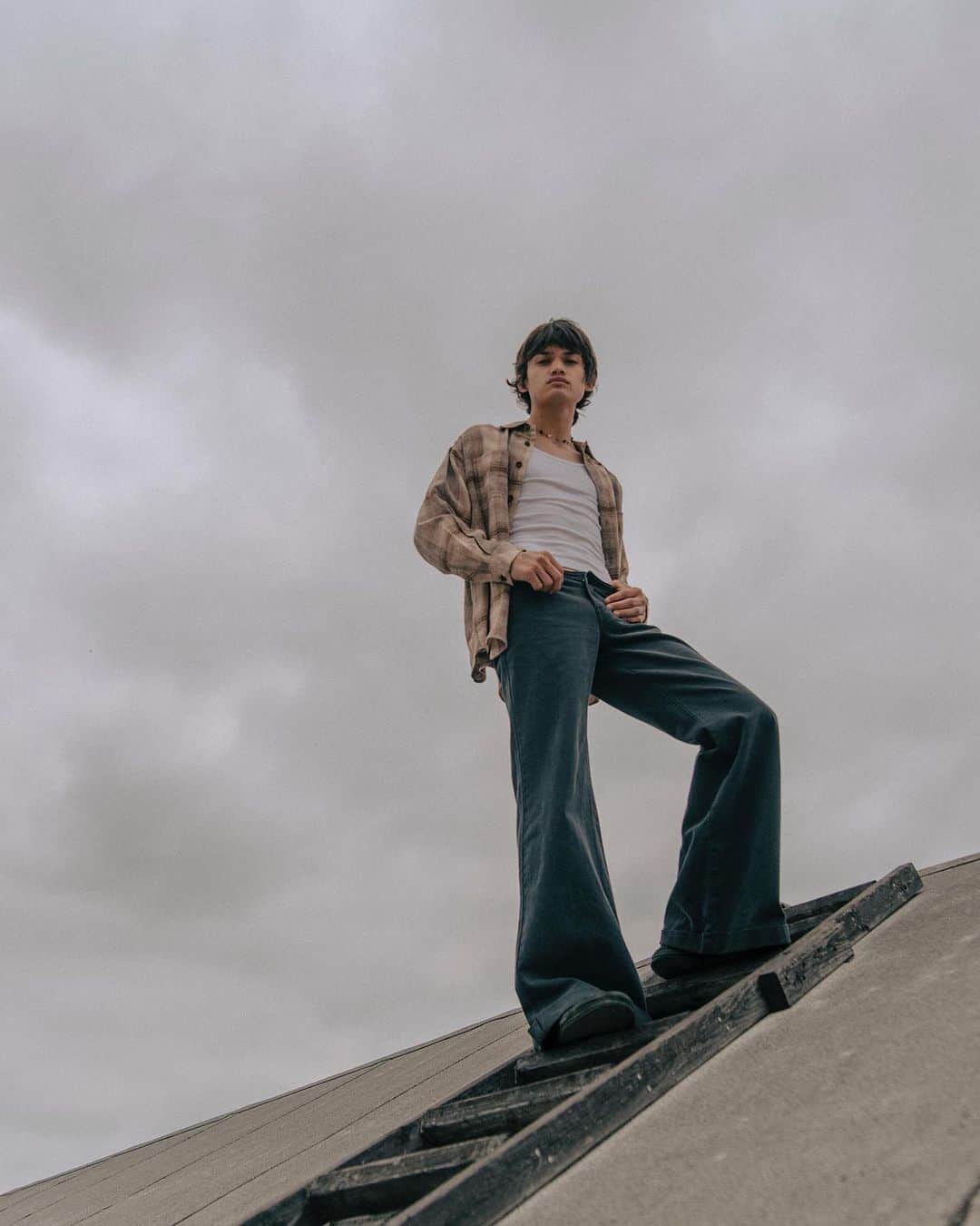 UNIFのインスタグラム：「Land Button up and Lith Pant」