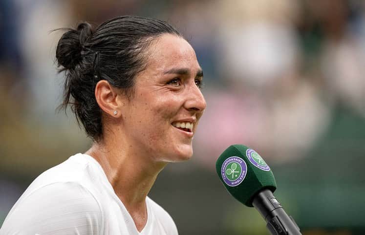 のインスタグラム：「Hello #Wimbledon and thank you for the support ❤️ Into second round 🔥 #YallaHabibi #TeamOJ」
