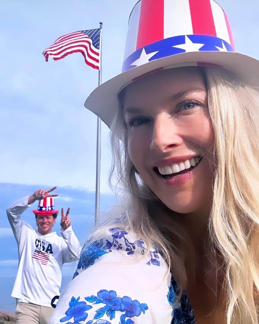 アリ・ラーターさんのインスタグラム写真 - (アリ・ラーターInstagram)「Happy 4th of July!!!! 🇺🇸🇺🇸🇺🇸」7 ...