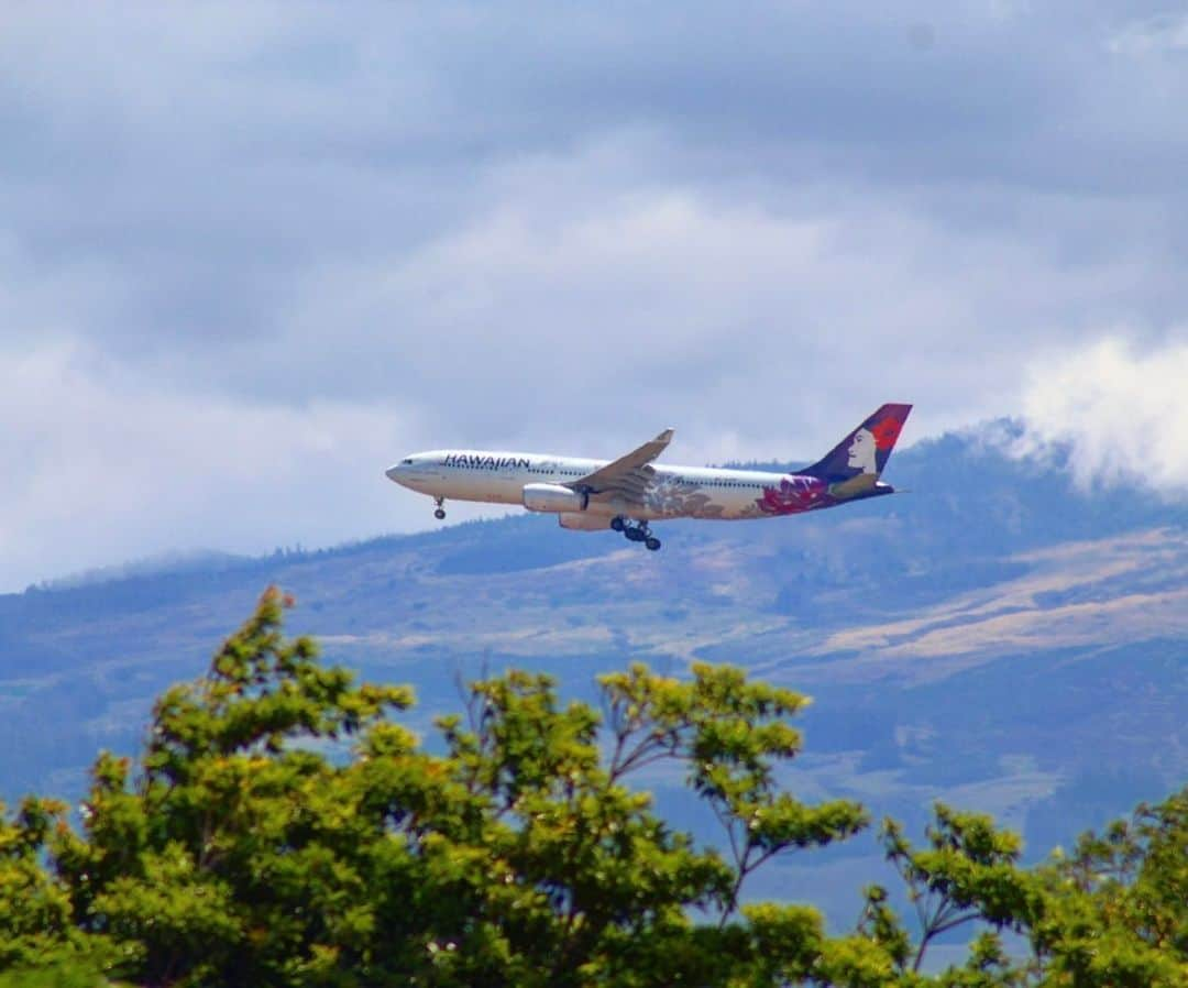 ハワイアン航空さんのインスタグラム写真 - (ハワイアン航空Instagram)「Today, we celebrate freedom, unity and the land we call home. From our 'ohana to yours, we wish you a Happy Independence Day.  📸: @ogg.hawaii  #HappyIndependenceDay」7月5日 7時30分 - hawaiianairlines