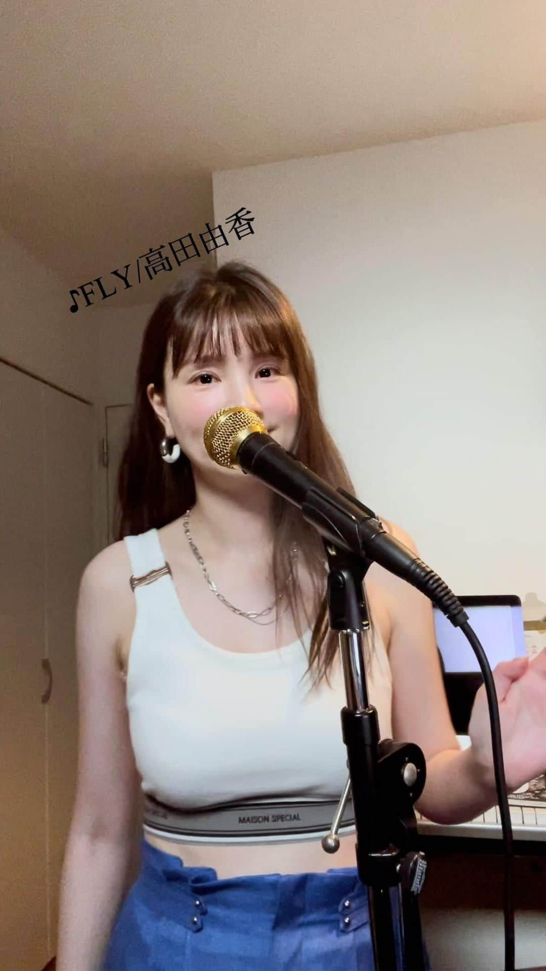 高田由香のインスタグラム：「３マンＬＩＶＥまであと１０日！✨ ⁡ さとみんとリハーサルしてきました🎹 ⁡ ♪FLY／高田由香をちょっと載せます🐟 ⁡ 会場でお逢いできるの楽しみにしていますね🥰 ⁡ ⁡ 『The Green〜Aroma × Songs〜Vol.2』 【日程】2023年7月15日(土) 【会場】銀座MiiyaCafe 東京都中央区銀座6丁目3-16 泰明ビル4F 【出演】小野亜里沙/高田由香/上野まな 【チケット】前売り ¥3,500/当日 ¥4,000(1ドリンク別) 【時間】Open 18:30/Start 19:00  ✴︎高田由香出演時間/19:45頃〜20:25頃 Pf.&Cho.本多里実 ⁡ ◾️前売りチケットのお申込みはハイライトから飛べます🪽 ⁡ ⁡ ⁡ ⁡ ⁡ ⁡ ⁡ ⁡ ⁡ ⁡ ⁡ ⁡ ⁡ ⁡ ⁡ #jpop好き #ＬＩＶＥ好き #live好きと繋がりたい #live大好き女子 #live好き集まれ #LIVE好きな方 #ライブ好きな人と繋がりたい #ライブ好きな人とつながりたい #live好きさんと繋がりたい #live好きおばさん #jpop好きな人と繋がりたい #jpop好きと繋がりたい #jpop好きさんと繋がりたい #小野亜里沙 #上野まな #アコースティックライブ」