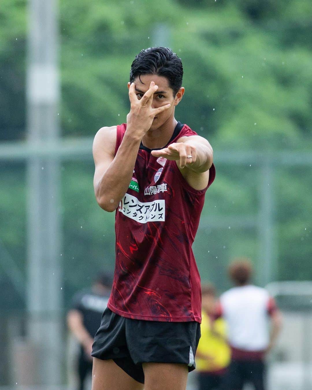 のインスタグラム：「For the next game ⚽️  #武藤嘉紀  #11」