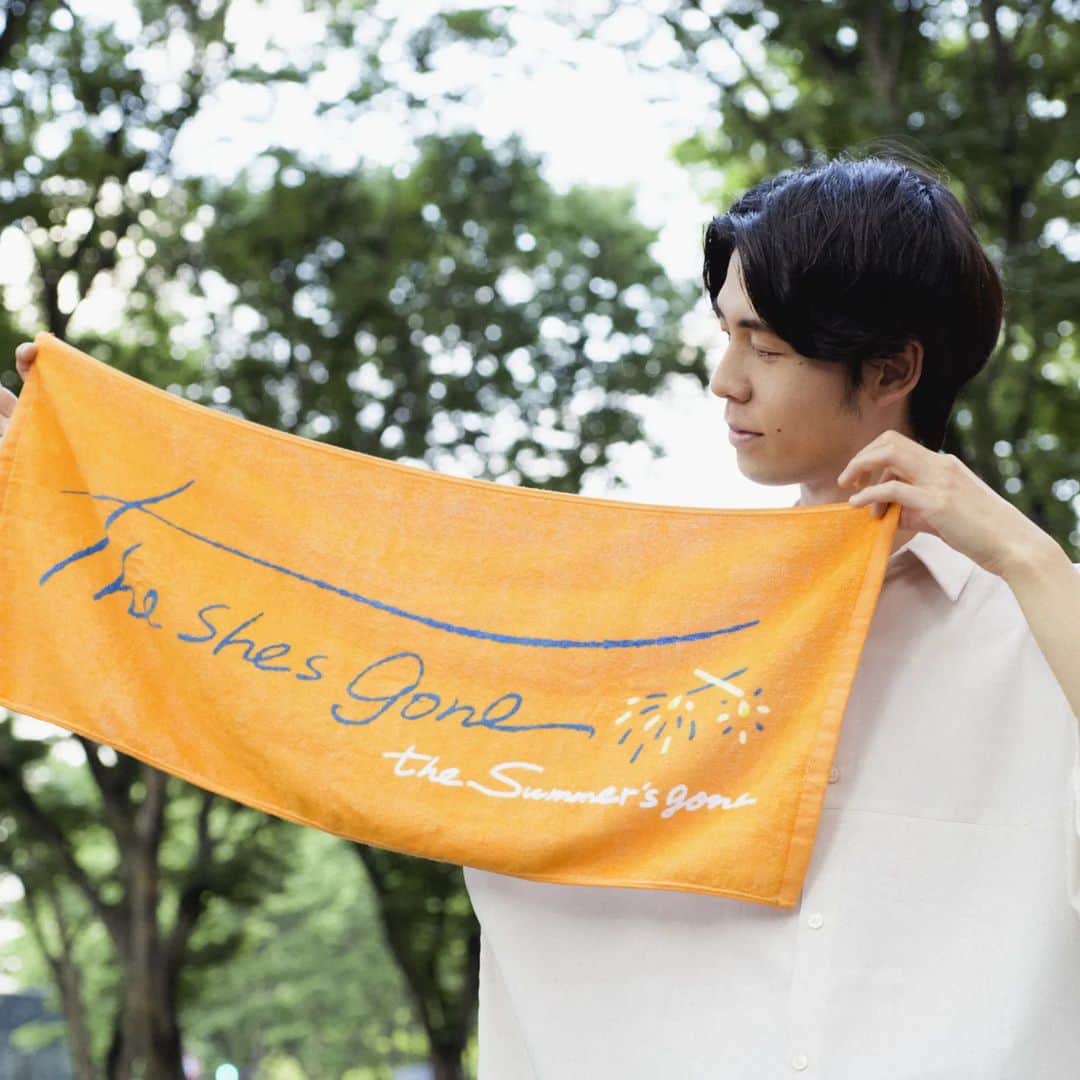 the shes goneのインスタグラム：「new goods  the summer's gone towel  color : apricot price : 1,500yen」