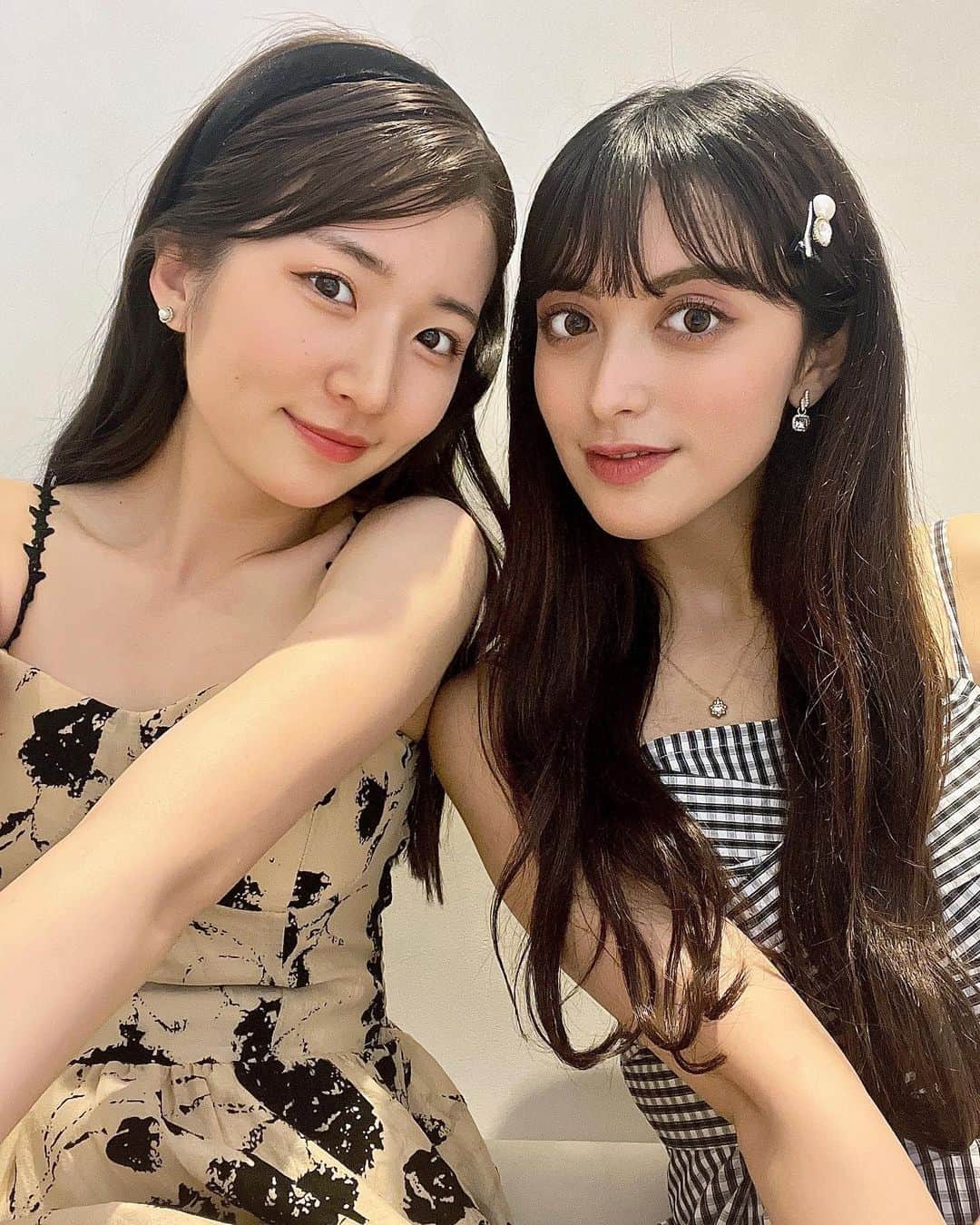 雨宮凜々子のインスタグラム：「コンセプトは夏の女の子っ♡笑  #韓国カフェ #自撮り #表参道カフェ #selfie #셀카 #ootd #夏コーデ」