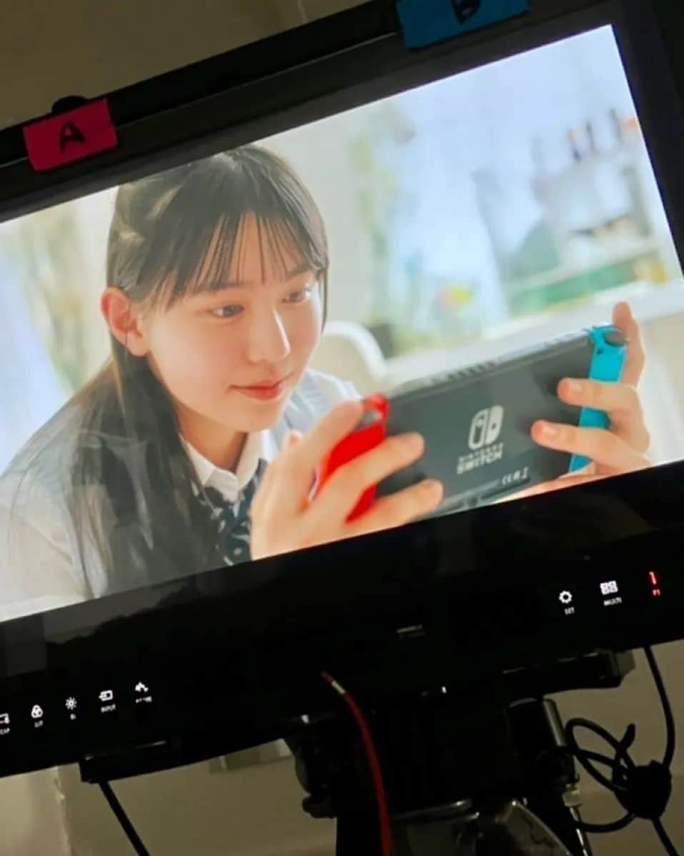 森﨑美月さんのインスタグラム写真 - (森﨑美月Instagram)「🎮💓  ファッションドリーマーさんの動画に出演させていただきました！  監督さんやクライアントさんをはじめ、関わって下さった全ての皆様！ 本当にありがとうございました！！🙇🏻‍♀️  私ファッション系のゲームが好きなの！  「やってもいいよー！」って言ってもらえて、めちゃ楽しくてハッピースマイルな森﨑です笑  自分のファッションセンスを全世界にアピれるよ！！📟♡ 制服コーデ集作ってカスタマイズしたいな💓  あとね、 水色の制服が可愛くて気分あげあげでした🤍  ⁑ ⁑  #今日も世界でほめられろ❤︎ #FashionDreamer #ファッションドリーマー #NintendoSwitch#ゲーム#ファッション#着せ替え#制服 #seventeen#モデル#セブンティーン #森﨑美月#mizuki#mizukimorisaki #jk#fjk#16歳#16#16yrs#07#女子高生 #japan#japanesegirl」7月5日 18時54分 - morisaki_mizuki_