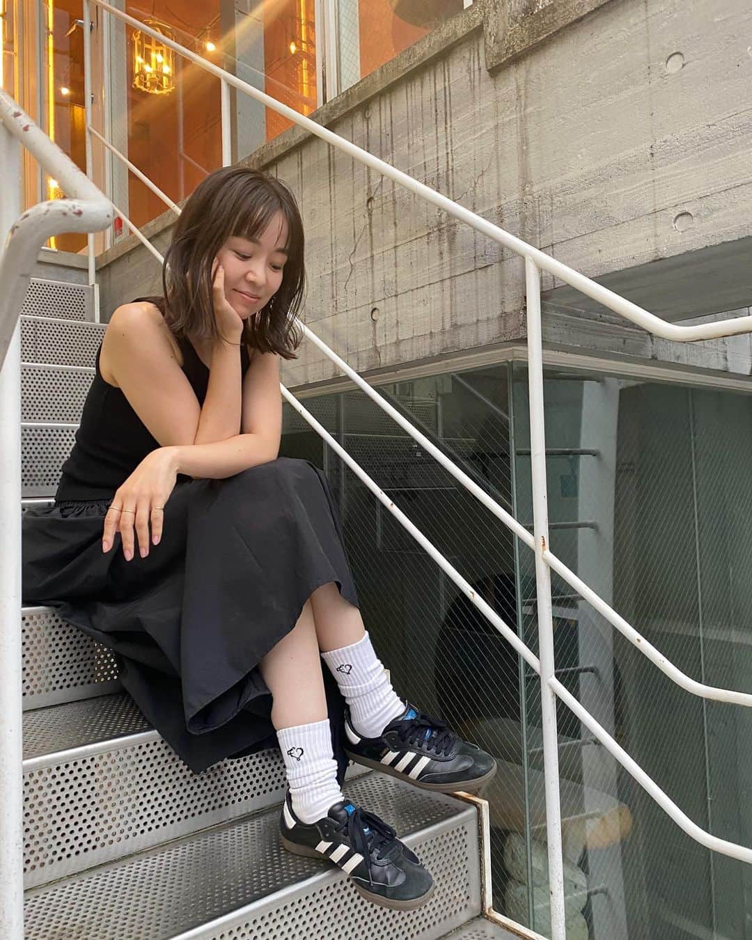 のインスタグラム：「@selenahelios_official 🖤」