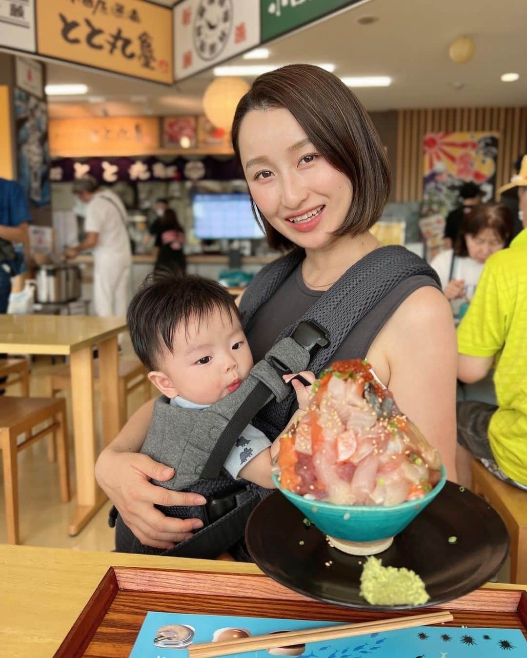 西野沙瑛さんのインスタグラム写真 - (西野沙瑛Instagram)「- 漁港で食べた海鮮丼美味しかったな🐟 もうどこへ行くにもインスタで行く場所を探しちゃう🤭🔍  #小田原 #海鮮丼 #小田原グルメ」7月5日 19時14分 - sae_golf