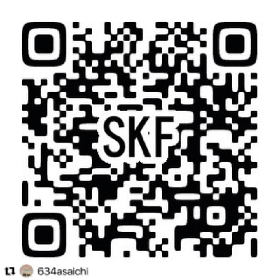 EINSHOP／アインショップさんのインスタグラム写真 - (EINSHOP／アインショップInstagram)「◎SKF 二次募集開始しました。  　出店の二次募集を開始しました。 締め切りは7/10（月）まで！ 加古川を盛り上げてくれるお店様、どしどしご応募ください、 　  #Repost @634asaichi with @use.repost ・・・ 『SAVE KAKOGAWA FES in 加古川河川敷』　出店者大募集！募集は６月30日まで  　加古川河川敷では今年で２回目となる大型野外フェスです。こんなイベントが加古川にあったんや！と全人類が腰を抜かすようなイベントを一緒に作ってくれる出店者さんを大募集します。  出店には審査がございます。 募集要項内につけてあります応募フォームよりご応募をお待ちしています！  ■募集要項（必ずお読みください） https://www.634asaichi.com/boshu/skf/202308 （プロフィールにあるリンクから朝市HPに入り、【SAVE KAKOGAWA FES 加古川河川敷】募集要項をクリック） ※QRコードからも募集要項＆応募フォームに入れます。  ●募集期間：2023年6月16日(金)～6月30日(金) ●採用連絡　7月10日(月) 以降、審査結果をご連絡します  ※合否の連絡が届かない場合は7/14(金)までにメールかお電話で門脇までお問い合わせください。 ※応募完了後は受付完了の自動返信メール（応募内容を確認できます）が記載されたメールアドレス宛に届きます。フォームが届かなかった場合は自動返信メールを転送いただく場合がありますので、削除せずに保管しておいてください。（迷惑メール設定の確認もお願いします） ※また三日間出店者、遠方出店者につきましては優遇措置を検討中です。  ~~~~~~~~~~~~~~~~~~~~~~~~~~~~~~~~ 【SAVE KAKOGAWA FES】 ＜募集内容＞ ■開催日：　8月11日（金祝)・12日(土)・13日(日) ■開催時間：8月11日（金祝)・12日(土)：15時－22時 　　　　　　8月13日(日)：15時－21時 ■開催場所：加古川河川敷 〒675-0067 兵庫県加古川市加古川町（昨年夏のSKF会場と同じ） 出店者無料駐車場・トイレあり（簡易トイレ設置します） ※一般来場者用の駐車場はありません ■募集店数：各日 120店前後（うち飲食店・キッチンカーは35店以上） ■来場予想：１万人～１．５万人（二日で）  #foodmarket #フードマーケット #オリジナル #青果 #採れたて #暮らし #アウトドア #イベント #オープンデパート朝市#coffee #ペットok #加古川朝市 #roomette #新鮮 #ムサシ朝市 #ウェルネス #634 #634朝市 #asaichi #マルシェ #朝市 #加古川ウェルネスパーク #平荘町ムサシ物流センター #平荘町 #あじさいフローラみき #河川敷朝市 #日岡山グラウンド #チェントクオーレハリマ #SAVEKAKOGAWAFES」7月5日 10時20分 - 634asaichi