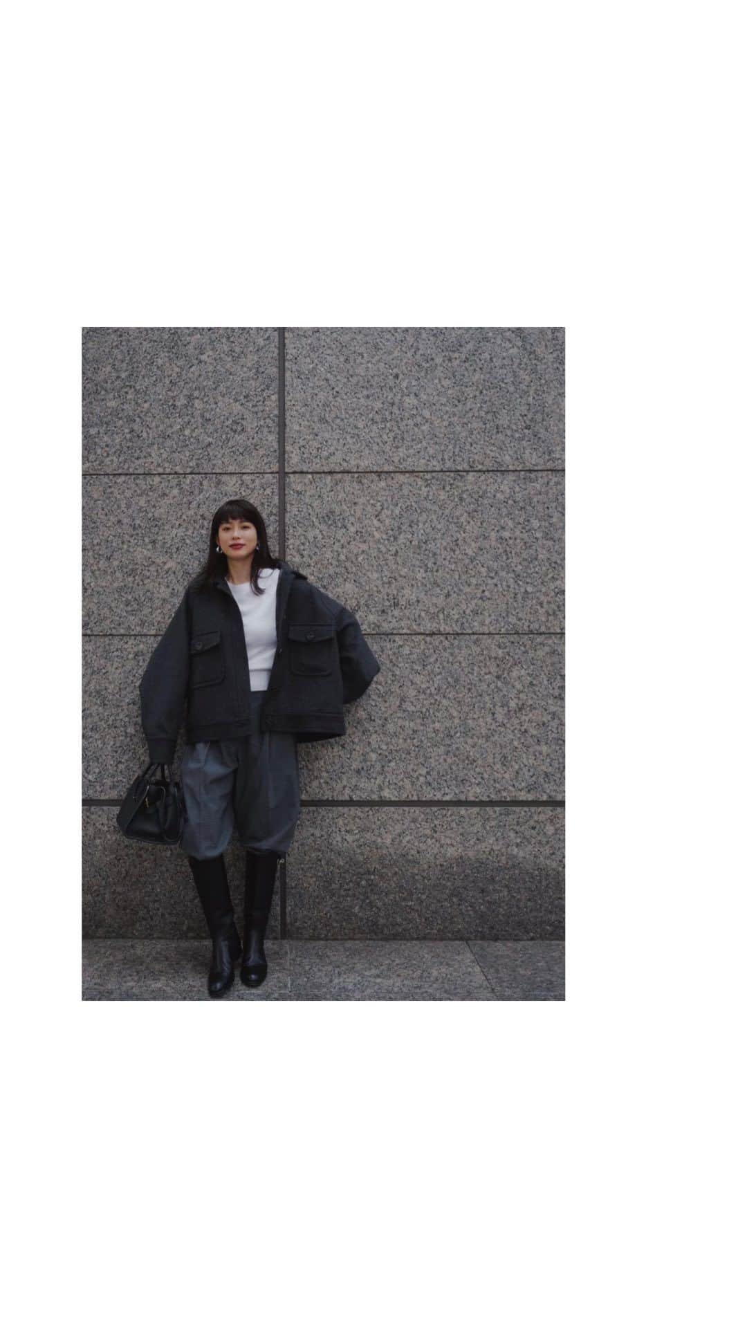 JUNNAのインスタグラム：「7月13日発売の復刻シリーズ♡  "カバーオールジャケット"  T shirt/ ETRÉ TOKYO AW pants/ ETRÉ TOKYO AW boots/ #HERMÈS bag/ #therow @maisontherow」