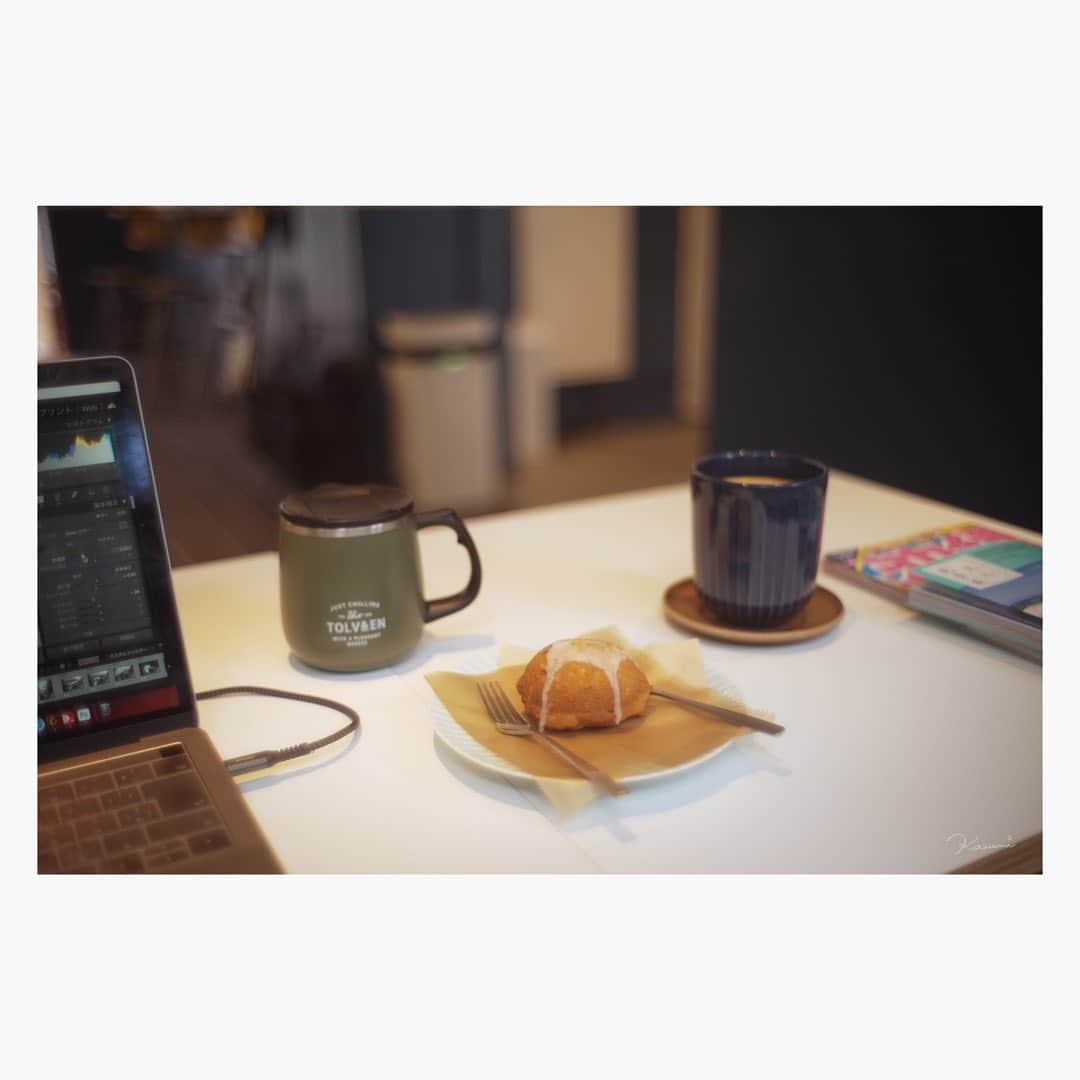 のインスタグラム：「今日は横並び。  Leica M10-P summilux 35mm f1.4 2nd  #leica#leicam10p#summilux#summilux35#summilux35mm2nd#oldlens#オールドレンズ#tokyo#japan#oldlens_tokyo#花澄#kazumiphotography」