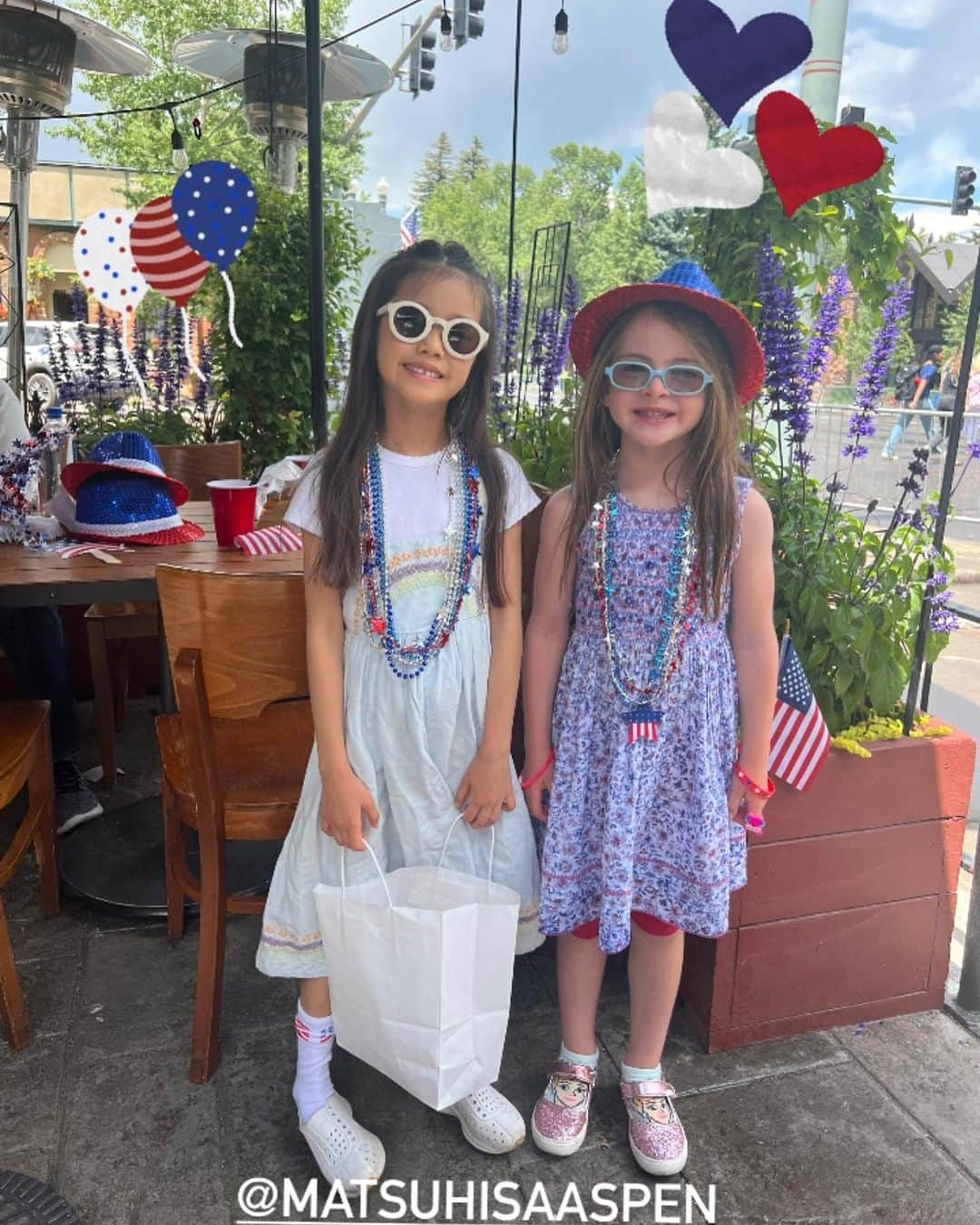 翁安芸さんのインスタグラム写真 - (翁安芸Instagram)「Happy 4th of July🇺🇸🤍❤️💙  @matsuhisaaspen  #aspen #july4th #happy4thofjuly」7月5日 10時53分 - akinyc