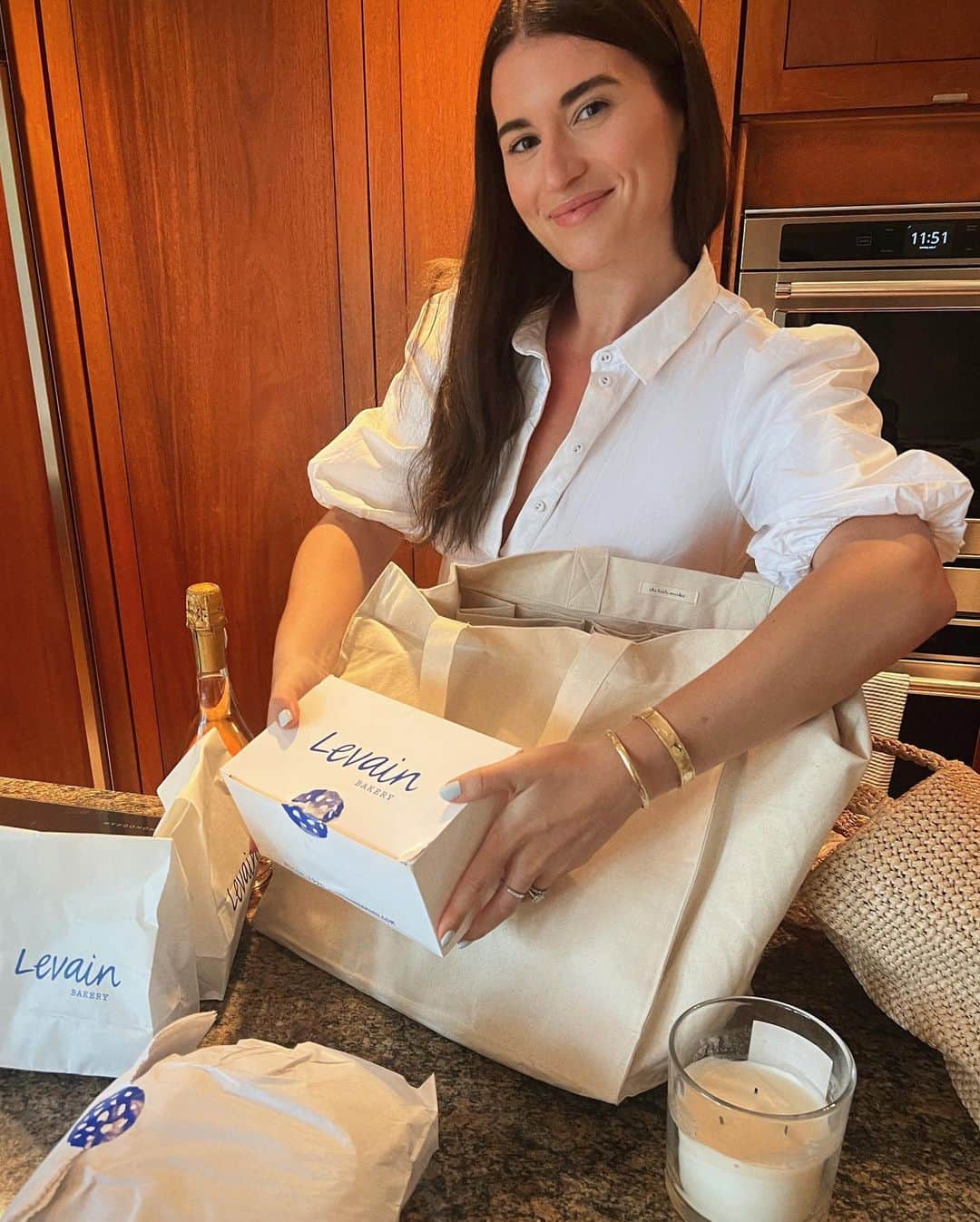エリザベス・ギリースさんのインスタグラム写真 - (エリザベス・ギリースInstagram)「🌻🌻🌻」7月5日 11時00分 - lizgillz