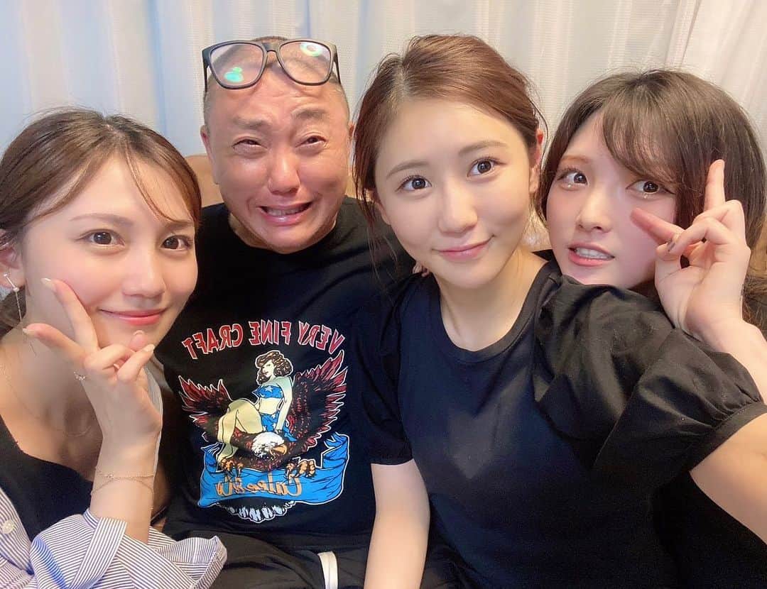 西野未姫のインスタグラム：「四銃士になりました🥰笑  #三銃士 #お家に遊びにきました #みんな20代 #けー55歳 #けーがご飯作ってくれました #4人でご飯食べてUNOしました #仲良し」