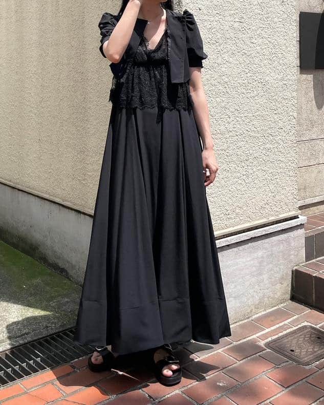 Ameri vintageさんのインスタグラム写真 - (Ameri vintageInstagram)「7.7(Fri)12:00  will be released. MARGARET LACE A LINE SKIRT MANY WAY TRIO BARE DRESS  #ameri #amerivintage #shopping #fashion  #japan #knit #tops #dress #skirt」7月5日 12時29分 - amerivintage
