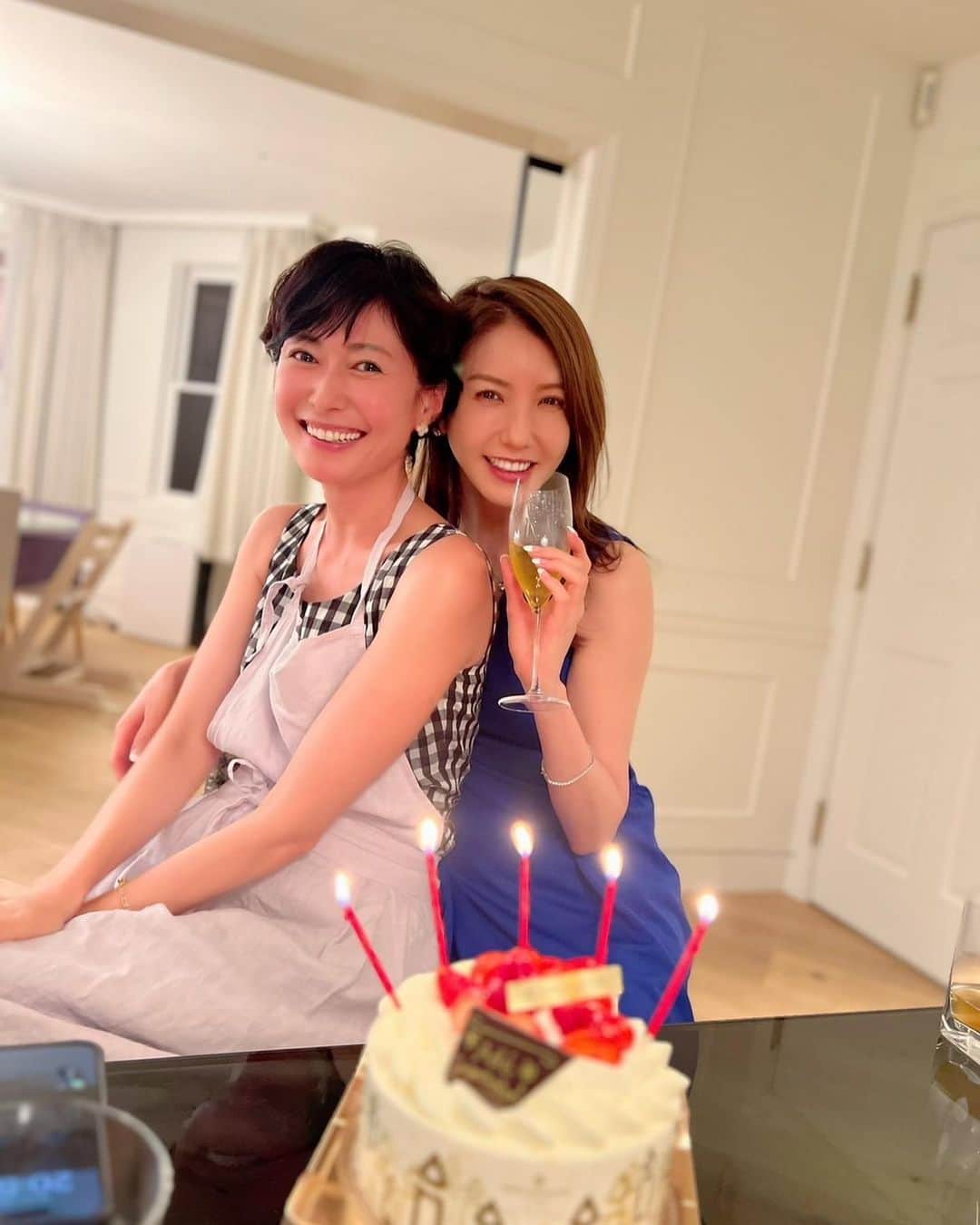 美香さんのインスタグラム写真 - (美香Instagram)「麻紀の手料理が美味しすぎて レシピを教えてもらいました💖 @tamarumaki   @ade_tamarumaki を立ち上げた麻紀✨おめでとう㊗️！」7月5日 12時57分 - mikaofficial99