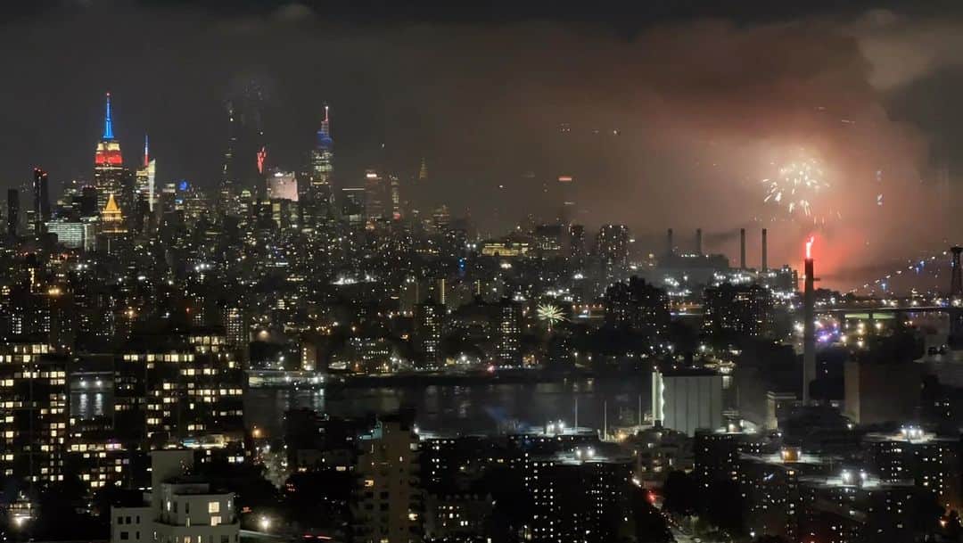 カル・ペンのインスタグラム：「Happy 4th! 🇺🇸」